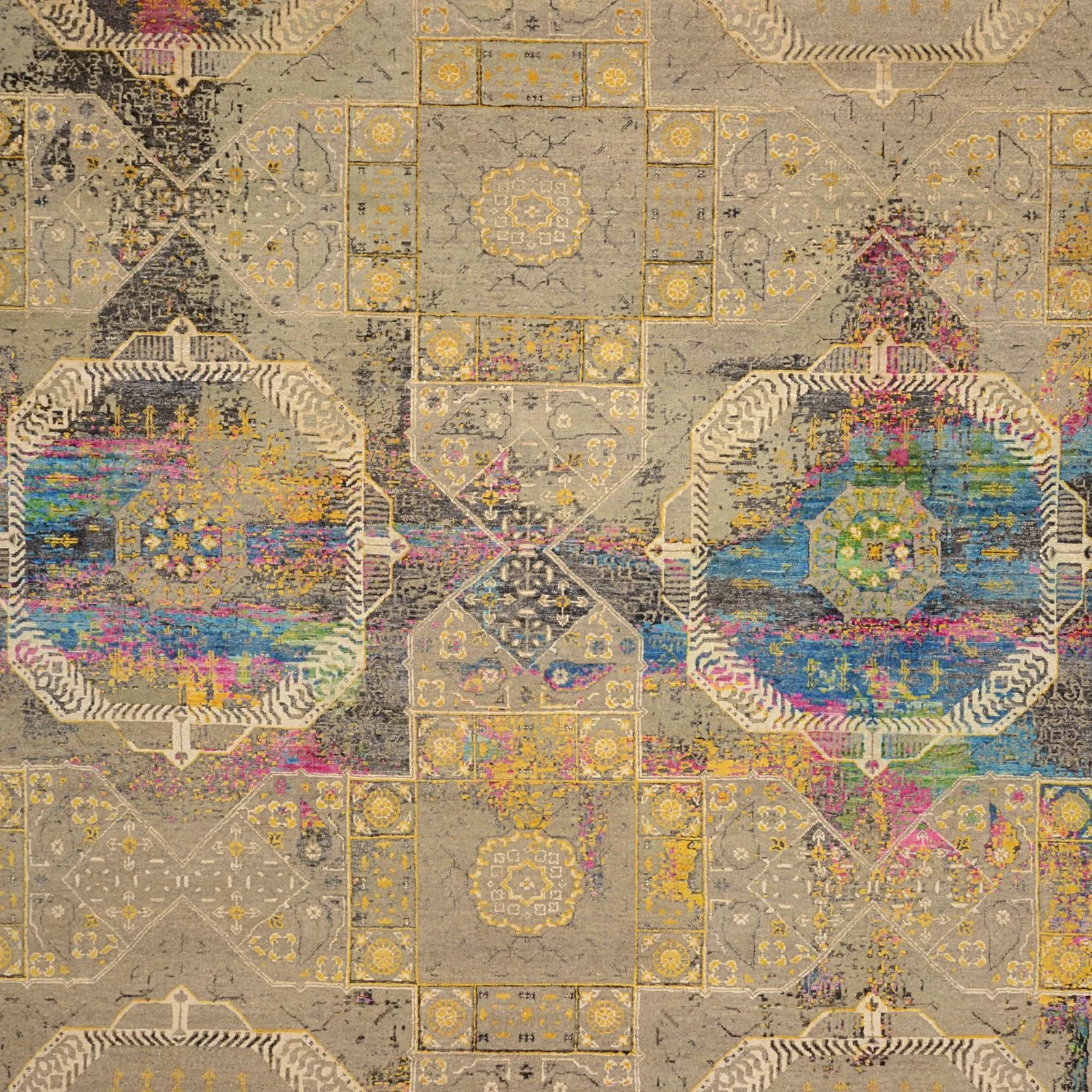 Indian Rug 245 × 297 cm, hand-knotted