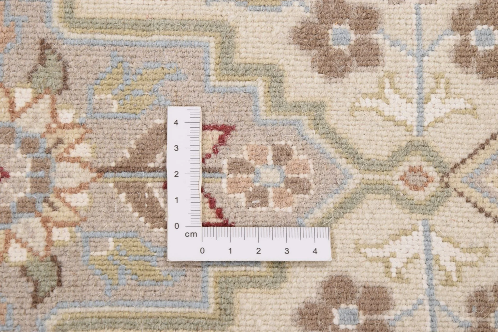 Tabriz Indian Rug — hand-knotted, 243 × 302 cm