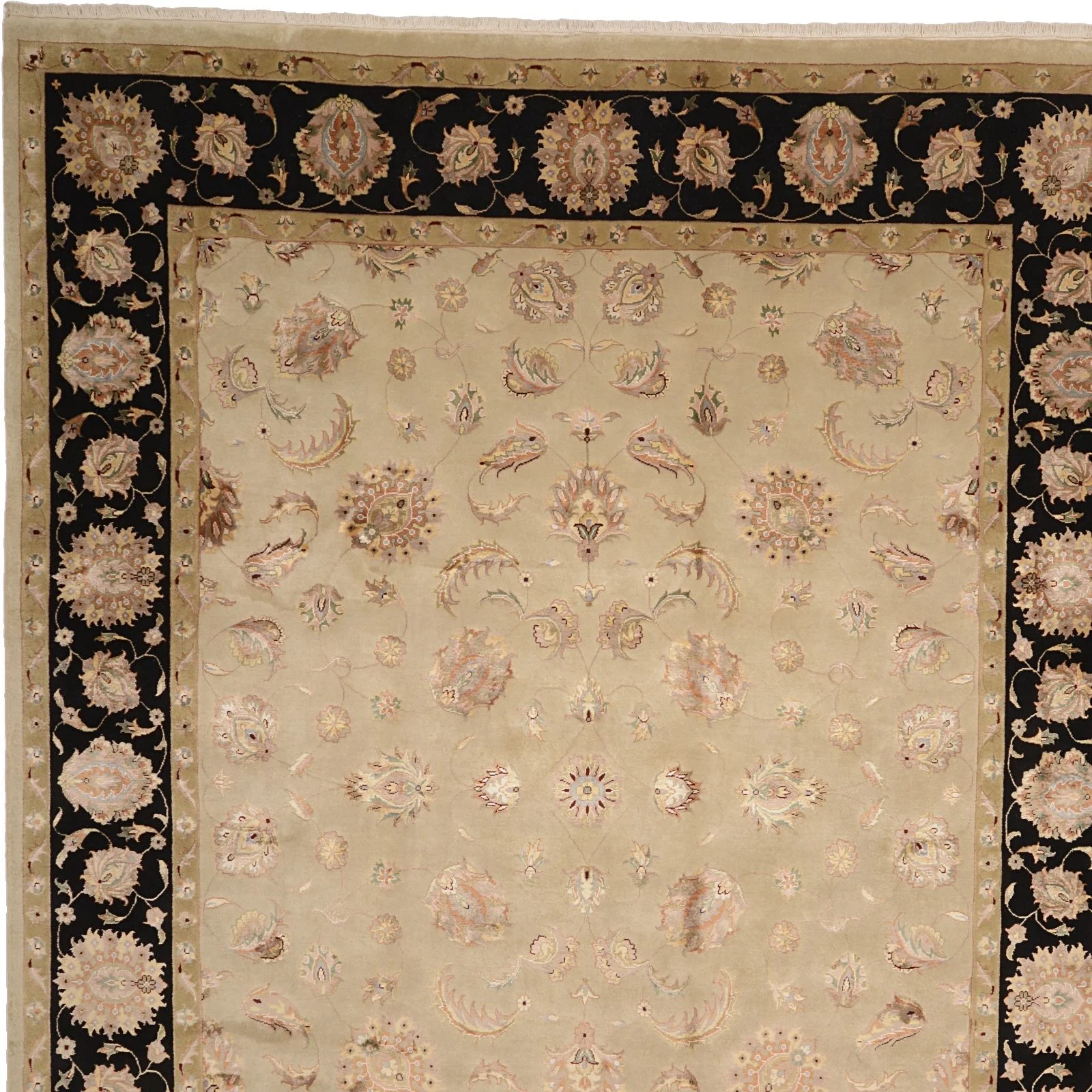 Tabriz Indian Rug — hand-knotted, 273 × 366 cm