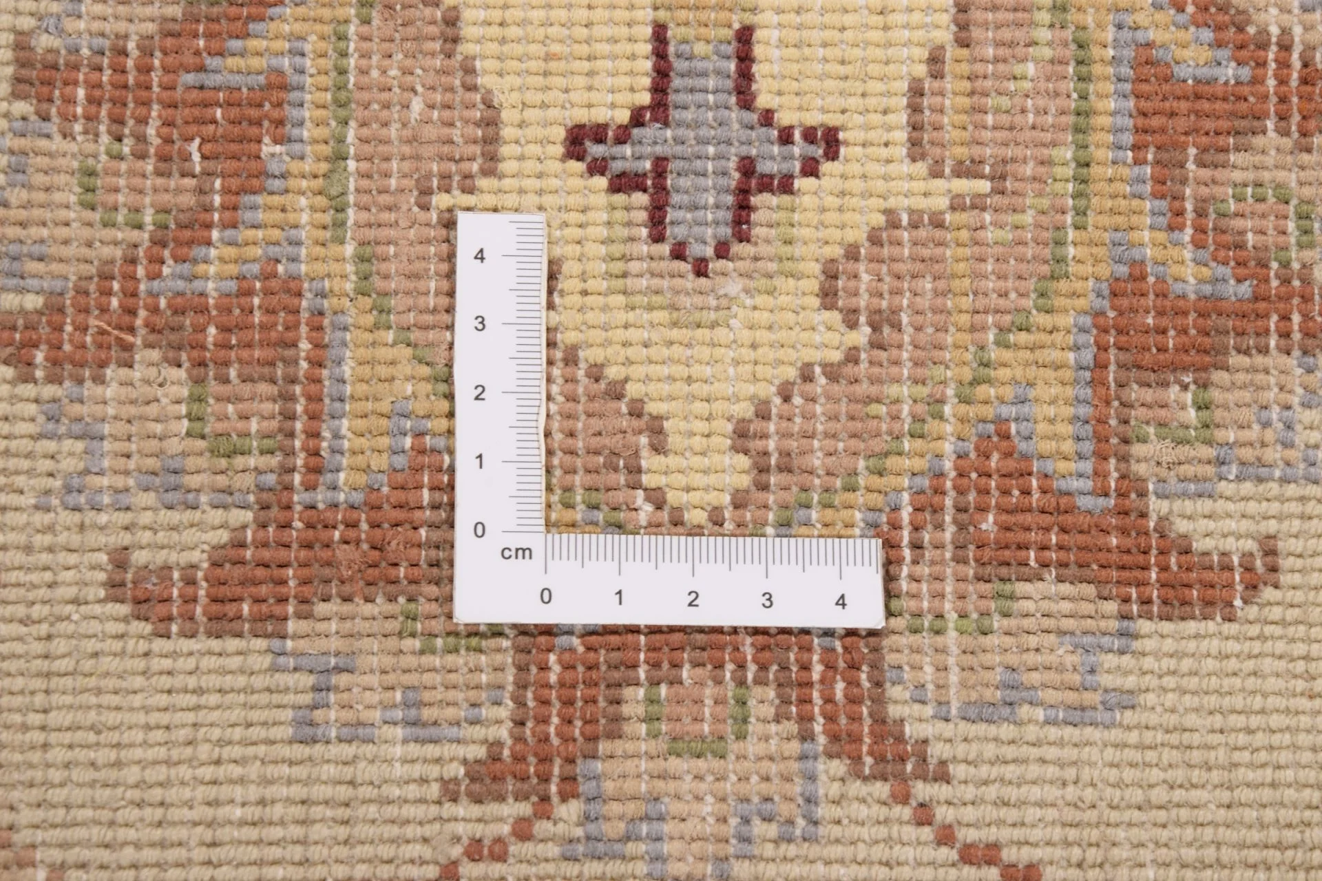 Tabriz Indian Rug 274 × 366 cm, hand-knotted