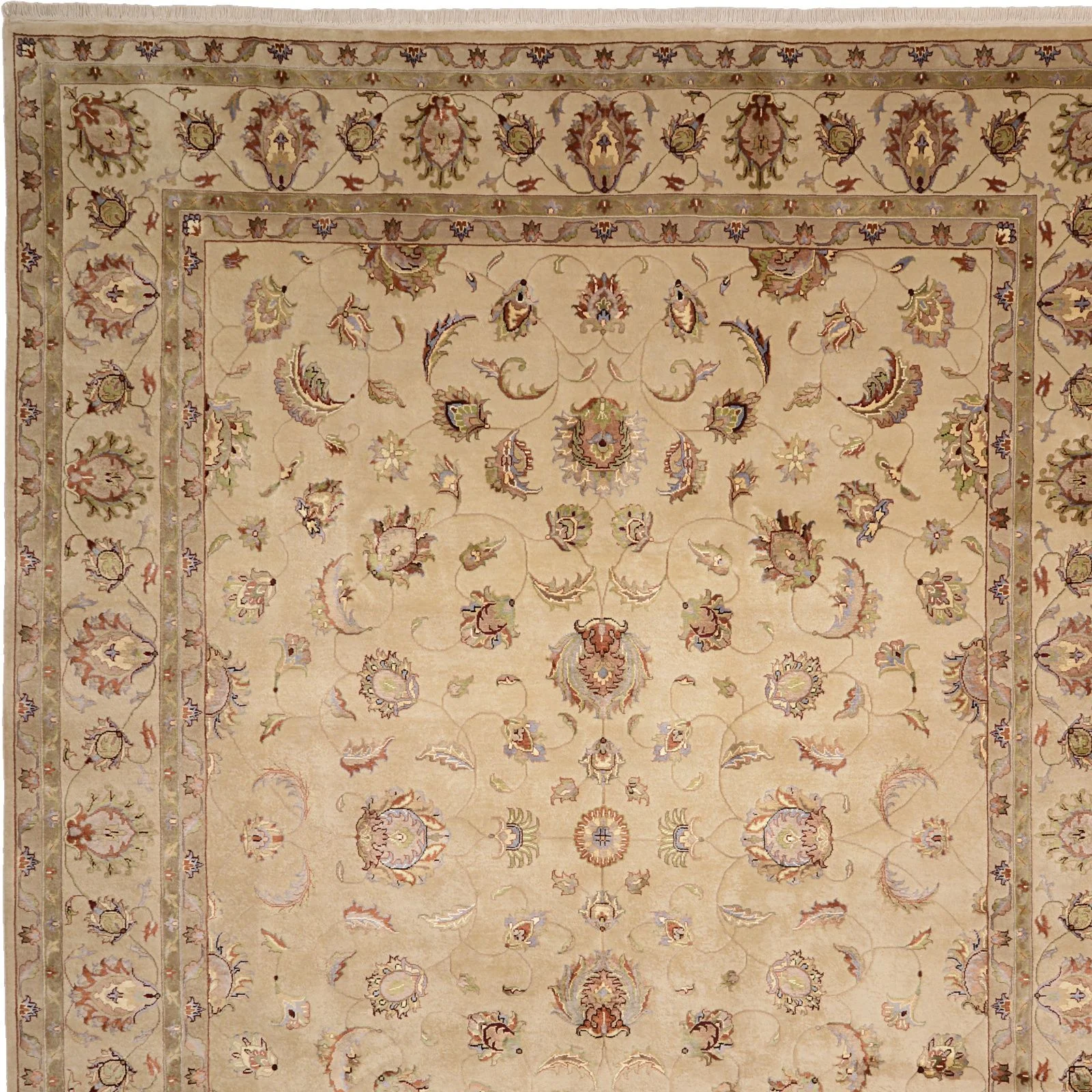 Tabriz Indian Rug 274 × 366 cm, hand-knotted