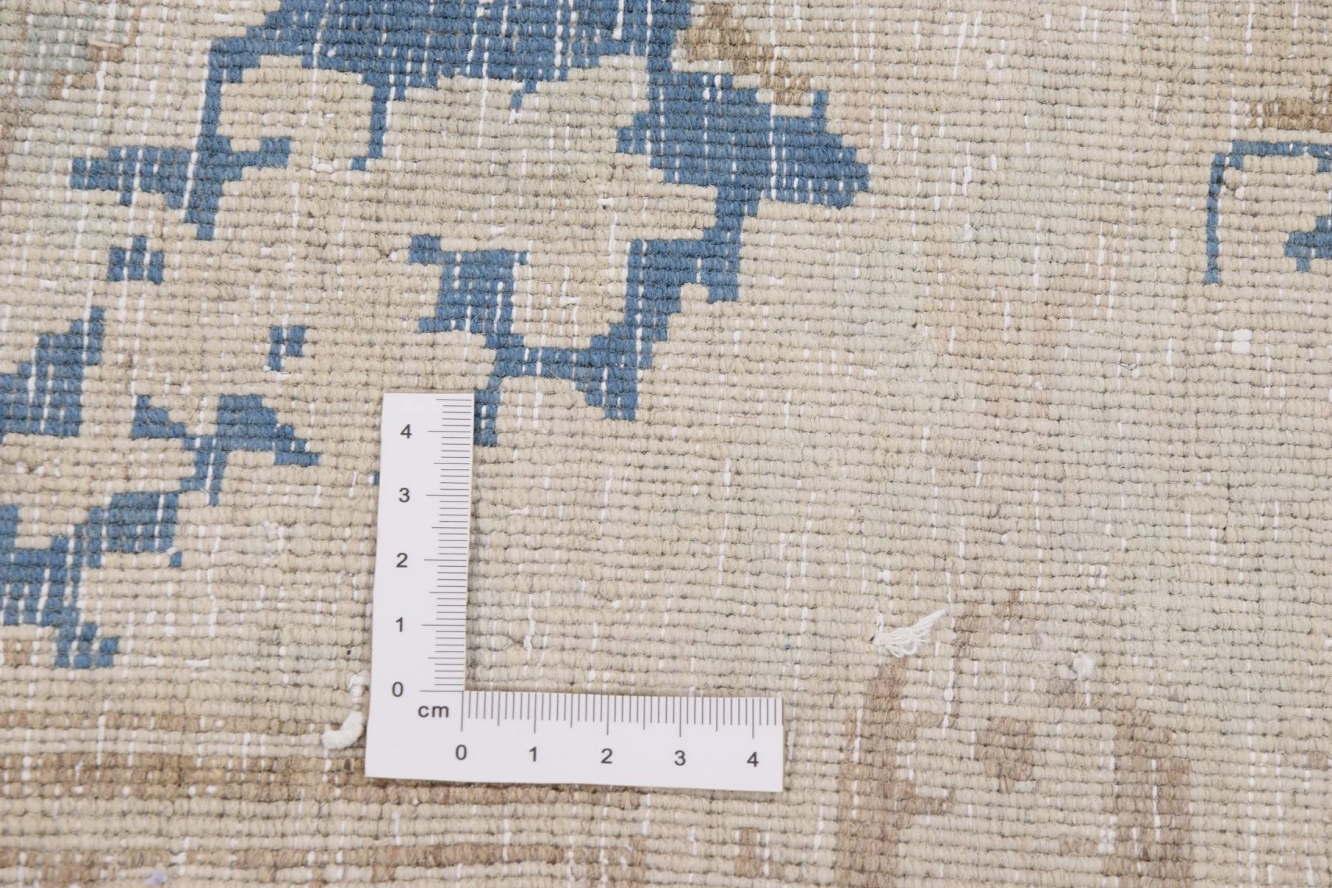 Pakistani Rug 369 × 277 cm, Wool, hand-knotted