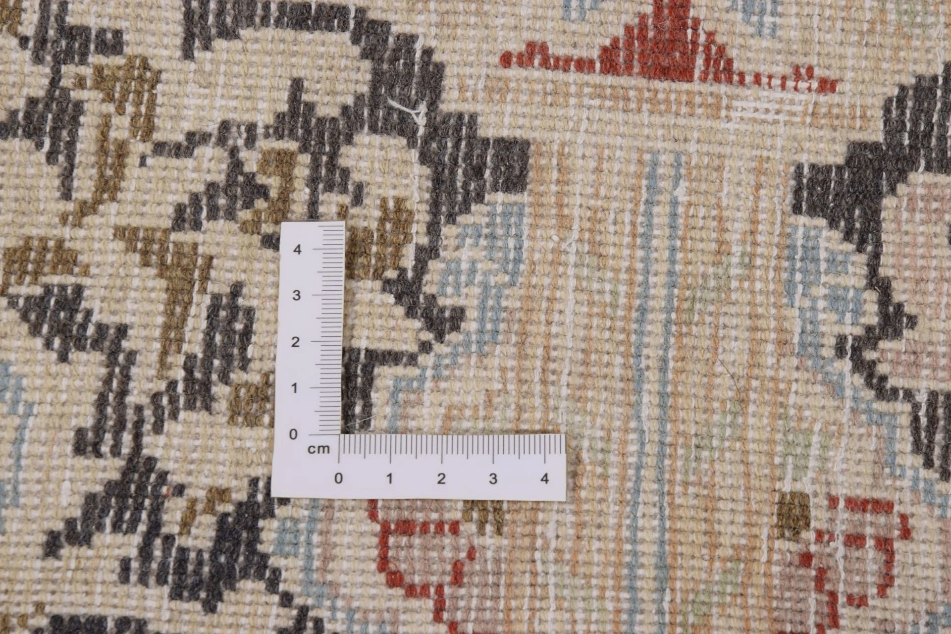 Hand-Knotted Wool Pakistani Rug, 296 × 375 cm