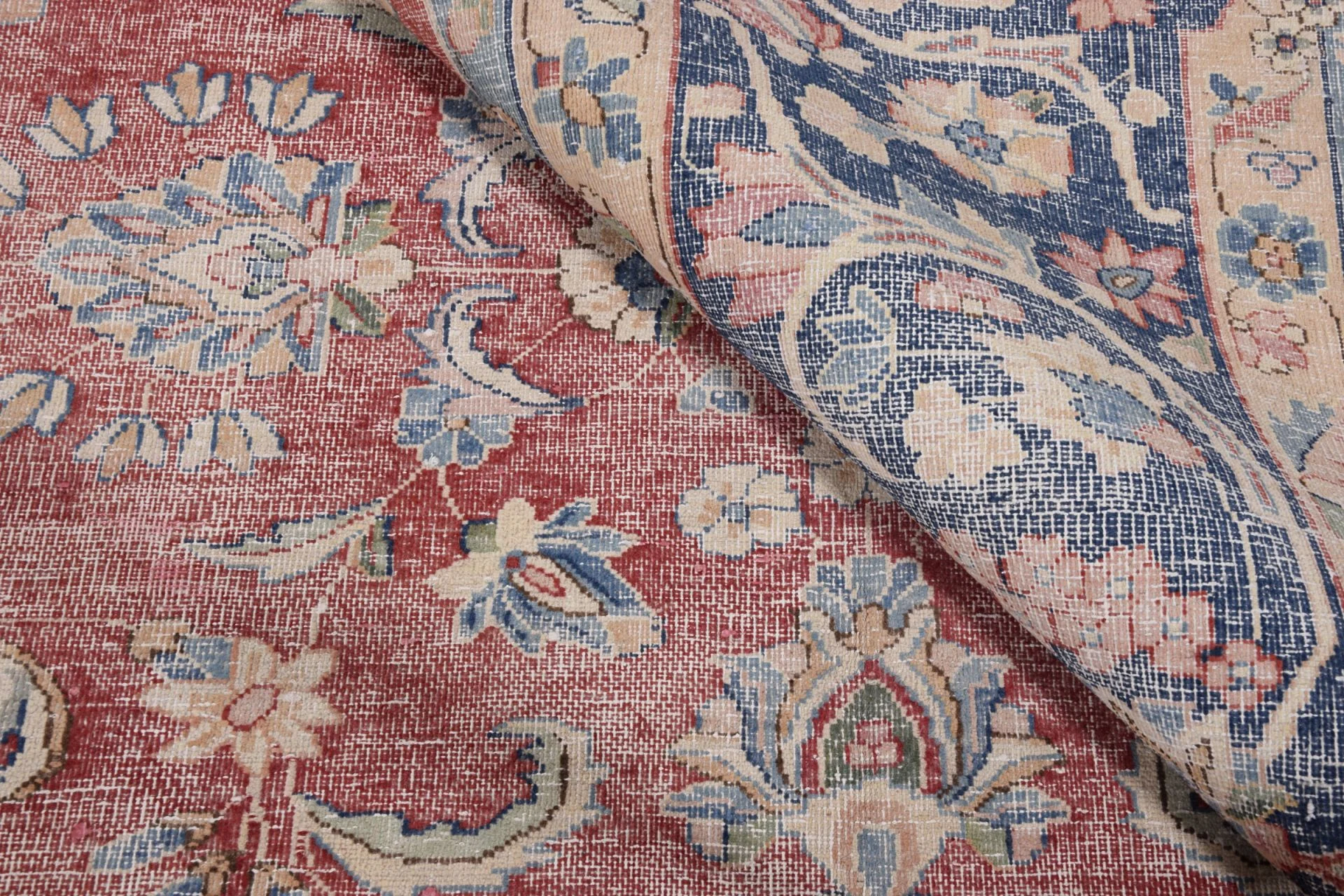 Pakistani Rug 278 × 352 cm, Wool, hand-knotted