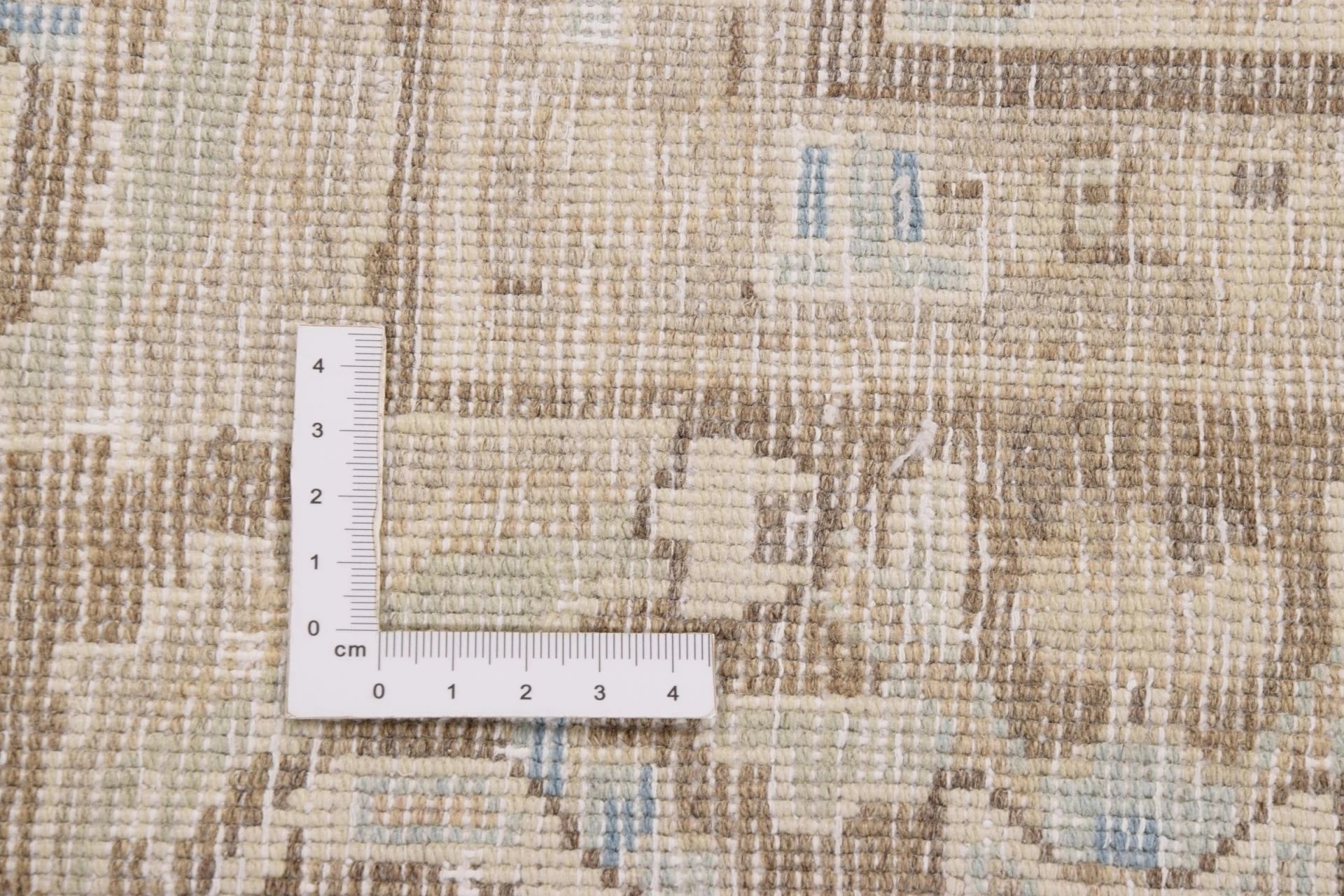 Hand-Knotted Wool Pakistani Rug, 300 × 379 cm