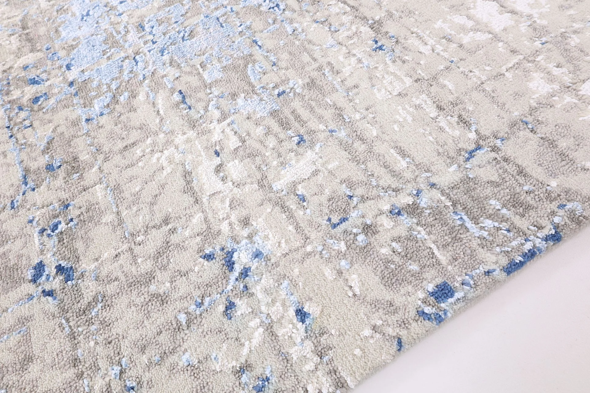 Hand-Knotted Wool & Silk Indian Rug, 243 × 305 cm