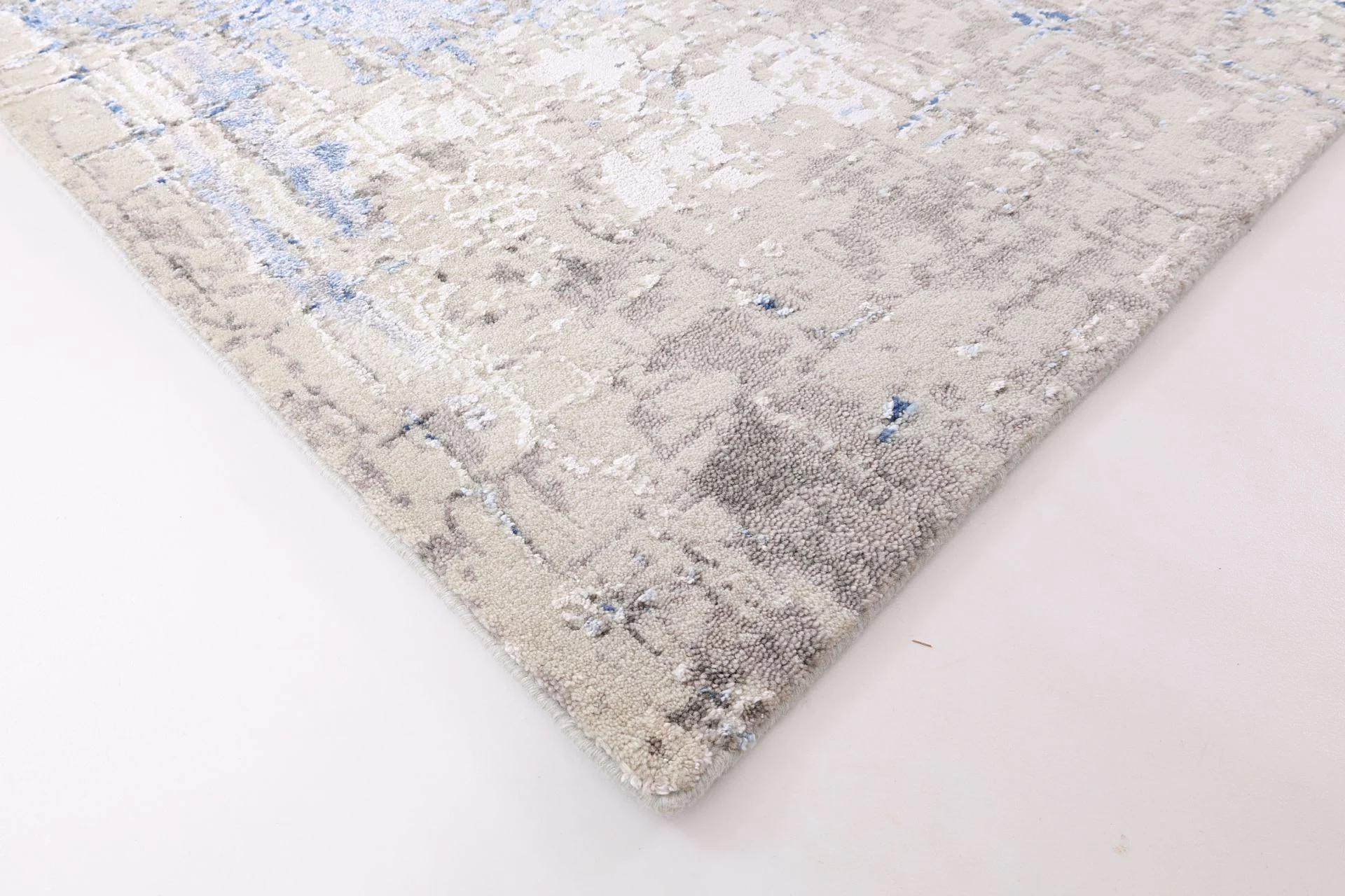 Hand-Knotted Wool & Silk Indian Rug, 243 × 305 cm