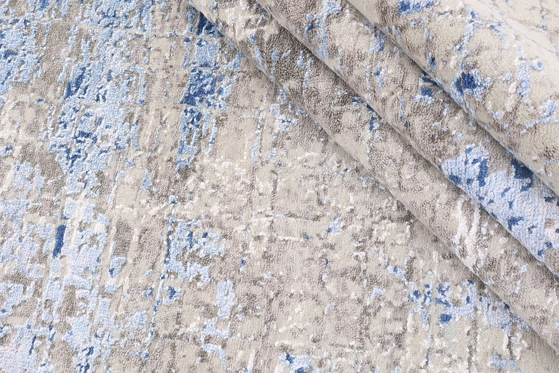 Hand-Knotted Wool & Silk Indian Rug, 243 × 305 cm