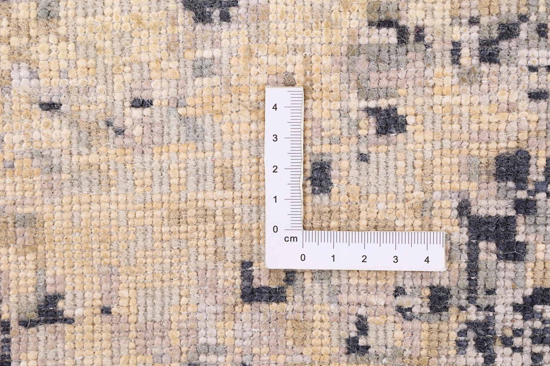 Indian Rug 202 × 304 cm, Wool & Silk, hand-knotted