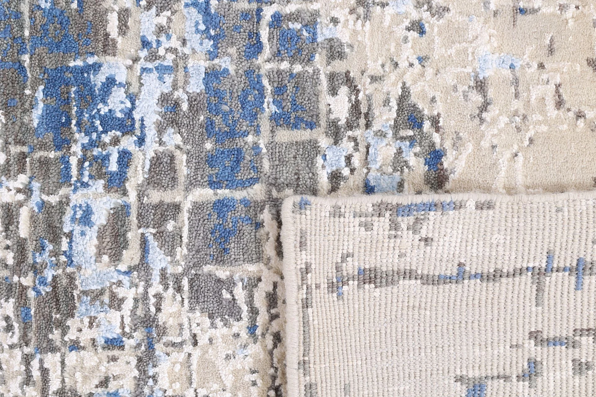 Indian Rug — hand-knotted, 204 × 296 cm, Wool & Silk