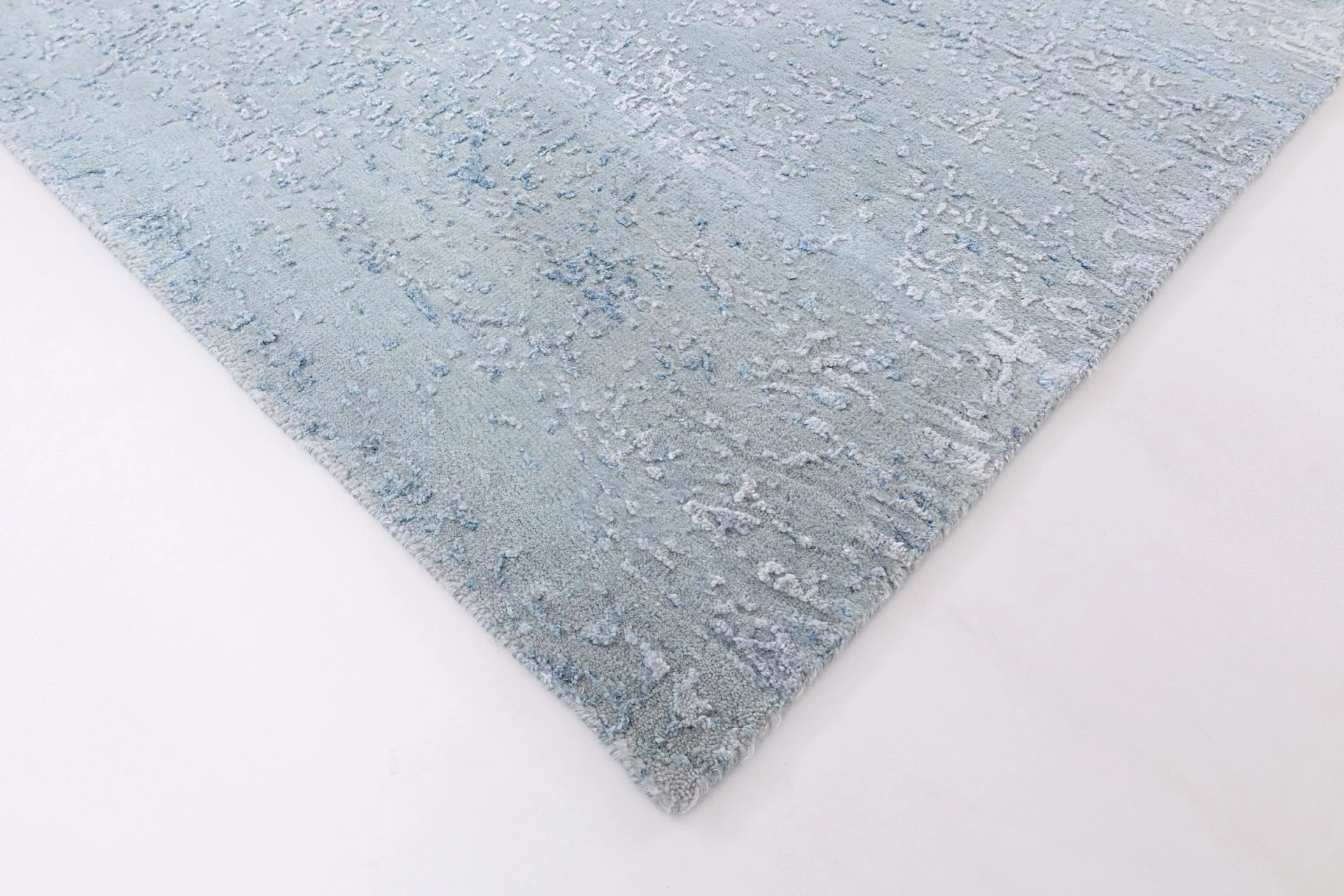 Hand-Knotted Wool & Silk Indian Rug, 251 × 350 cm