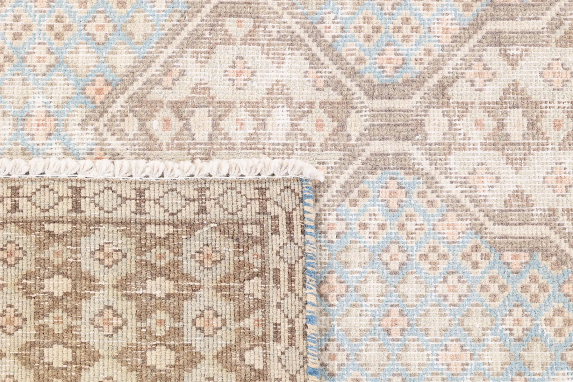 Hand-Knotted Wool Persian Rug, 229 × 320 cm