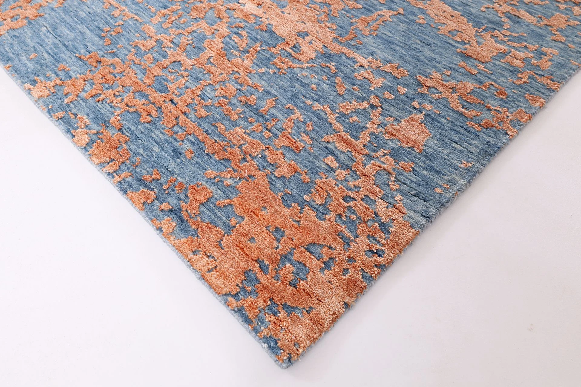 Hand-Knotted Wool & Silk Indian Rug, 246 × 318 cm