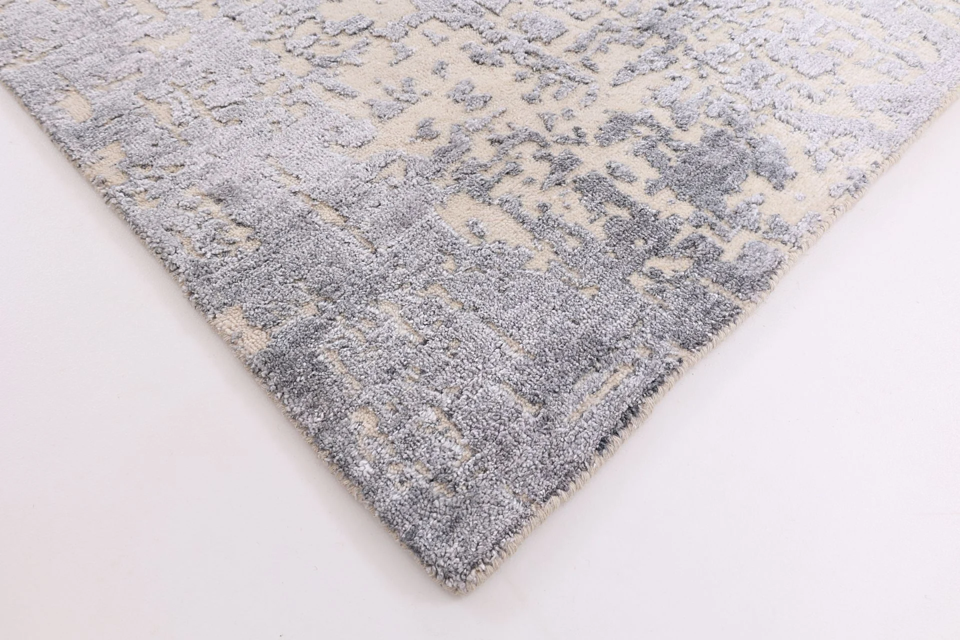 Hand-Knotted Wool & Silk Indian Rug, 241 × 302 cm