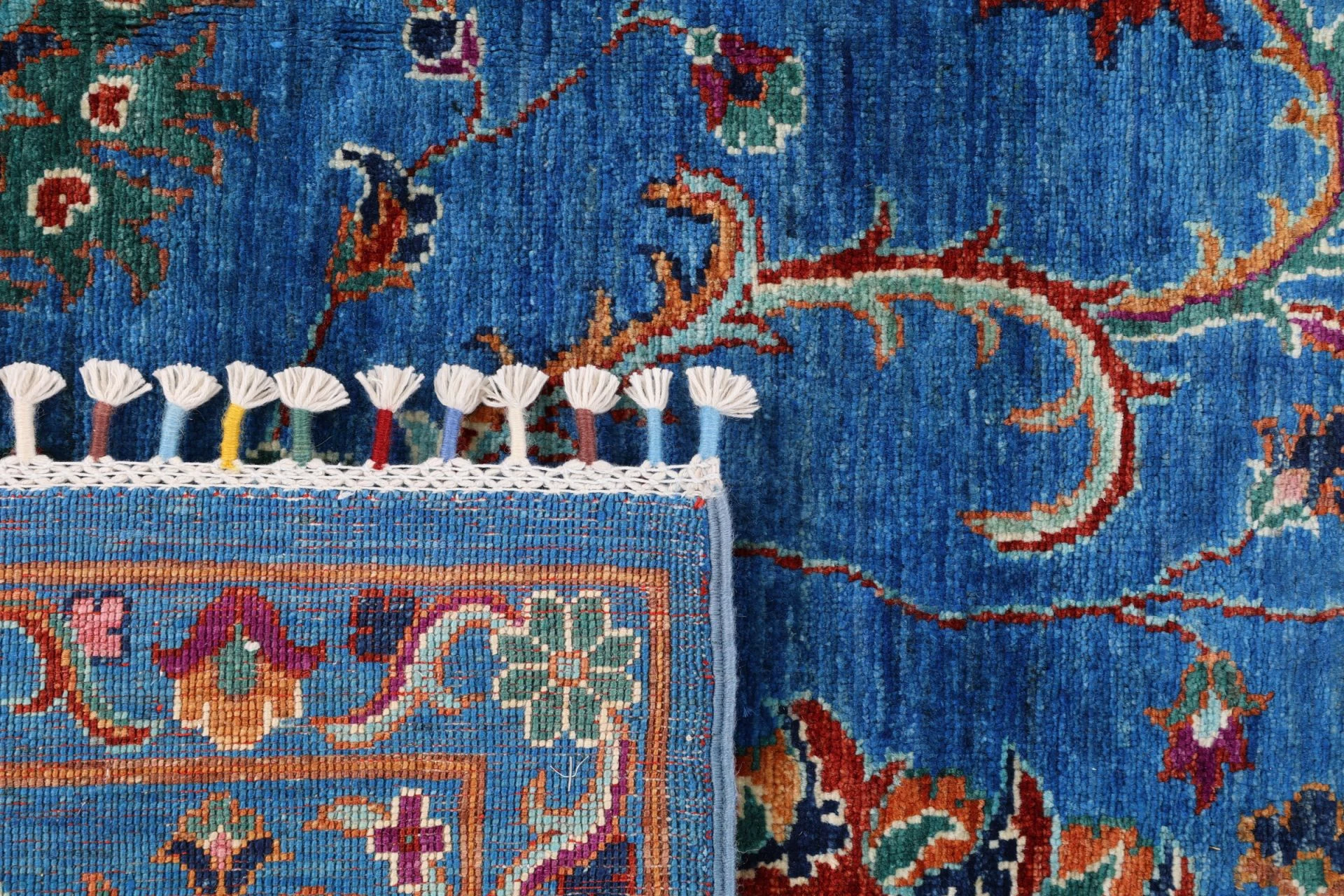 Hand-Knotted Wool Samarkand Pakistani Rug, 202 × 322 cm