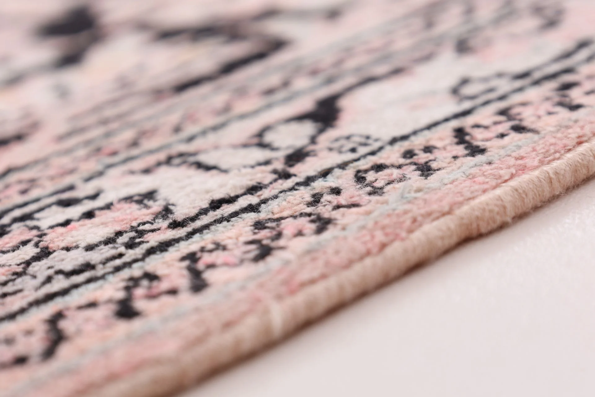 Indian Rug 325 × 231 cm, Wool, hand-knotted