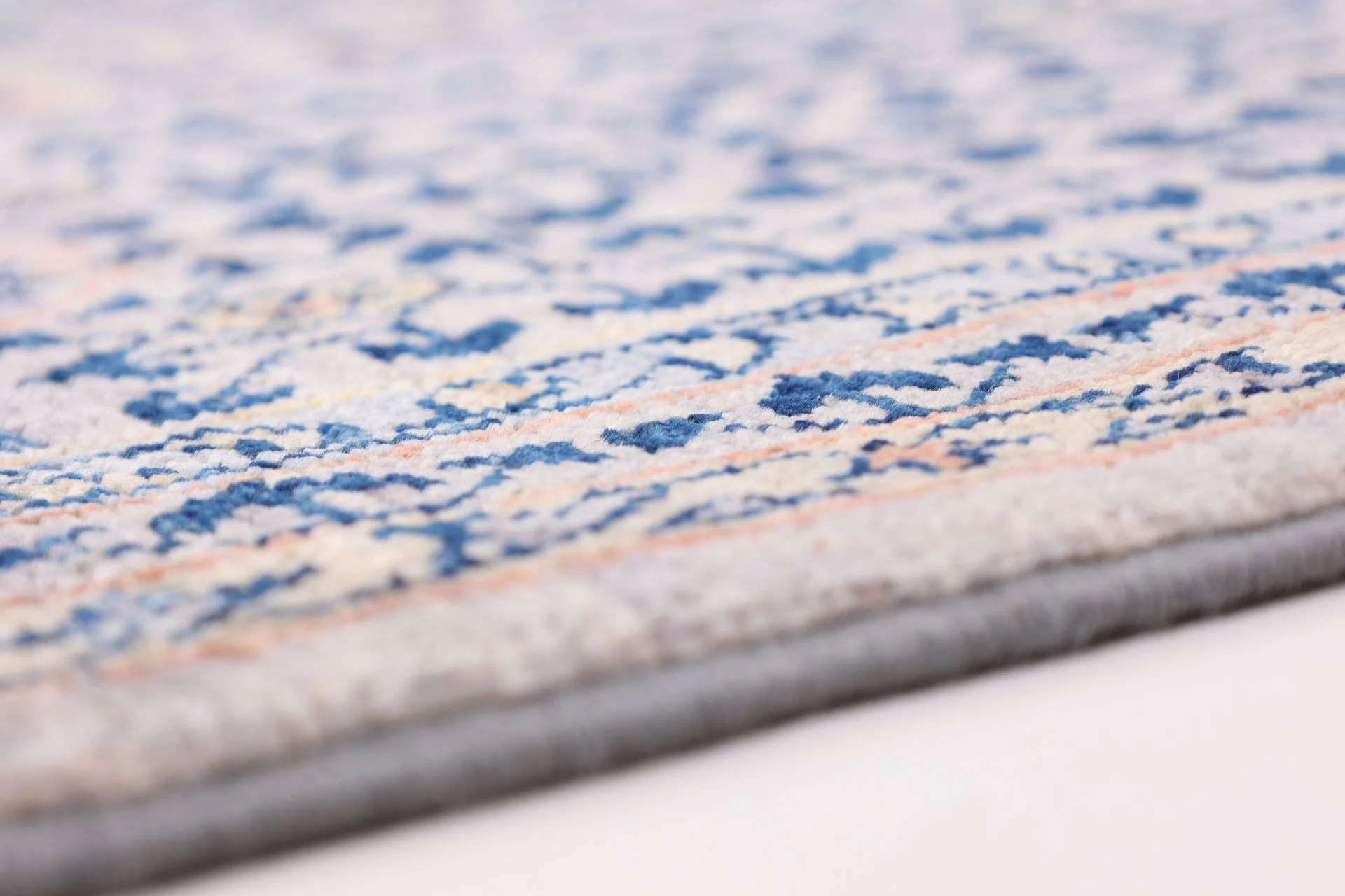 Hand-Knotted Wool Mamluk Afghan Rug, 253 × 355 cm