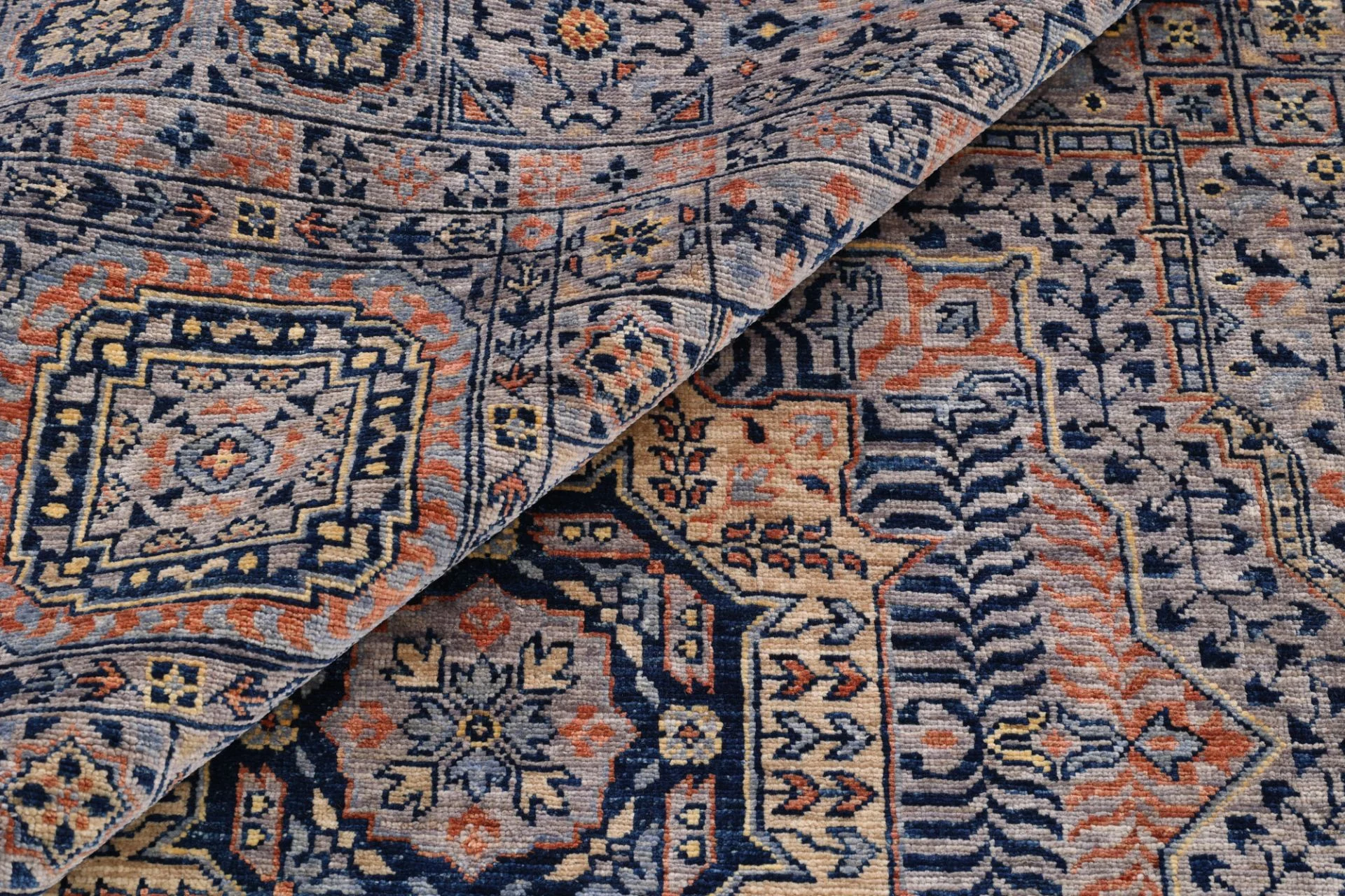 Hand-Knotted Wool Mamluk Afghan Rug, 253 × 355 cm