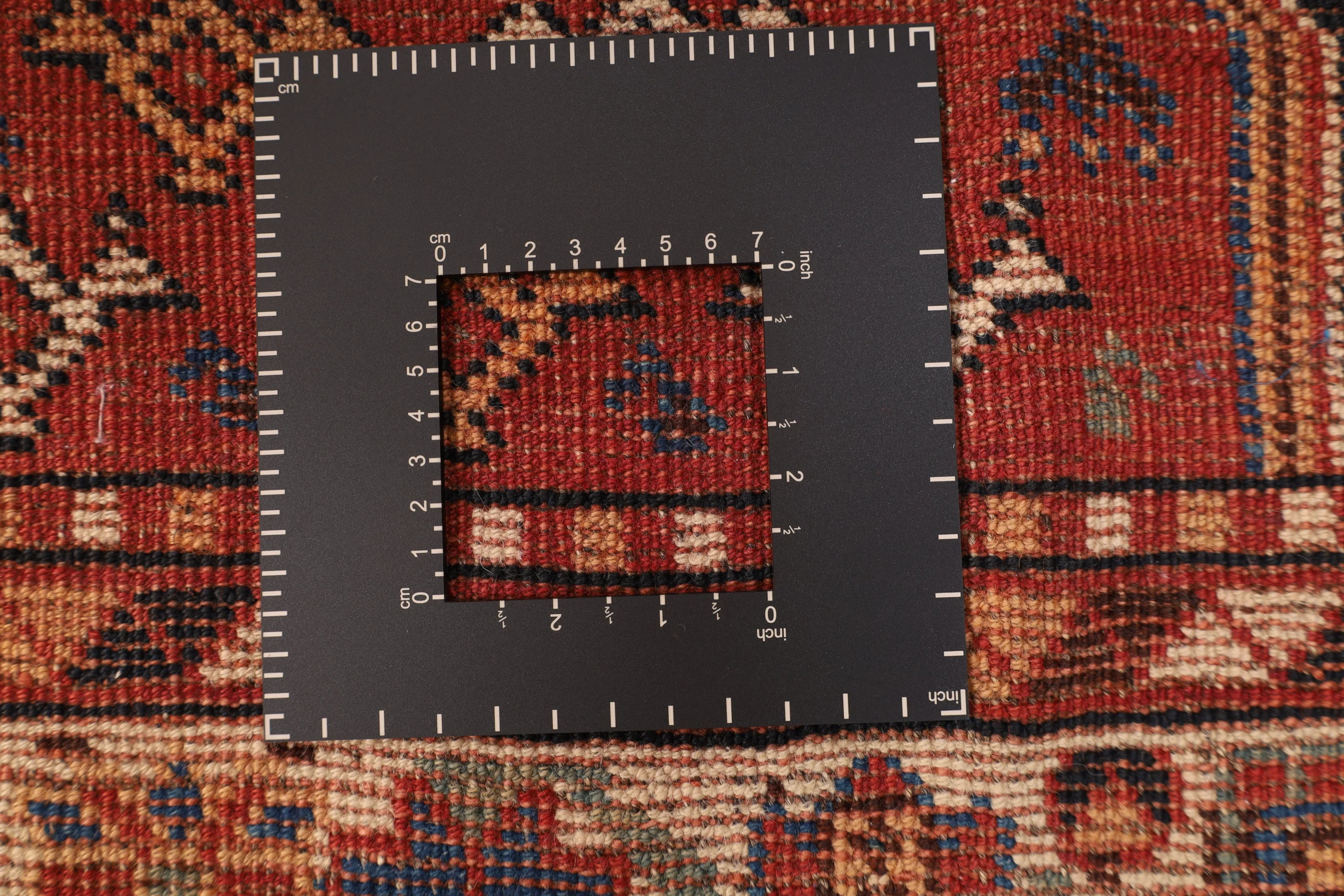 Qashqai Persian Rug 250 × 137 cm, Wool, hand-knotted