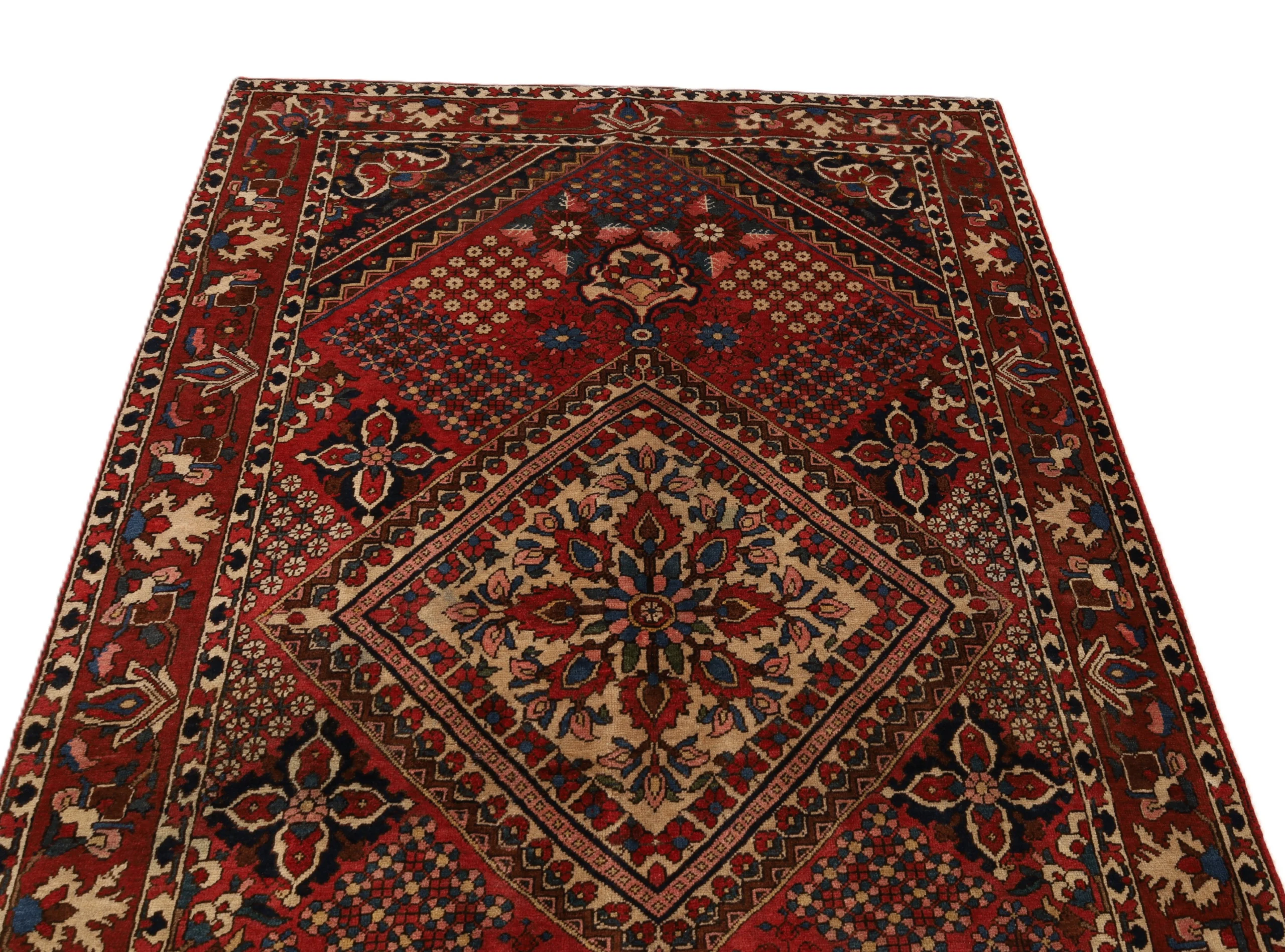 perserteppich-hamburg-208-x-137-cm-wolle-handgeknupft-rot-orange-41-scaled Bakhtiari Persian Rug 208 × 137 cm, Wool, hand-knotted