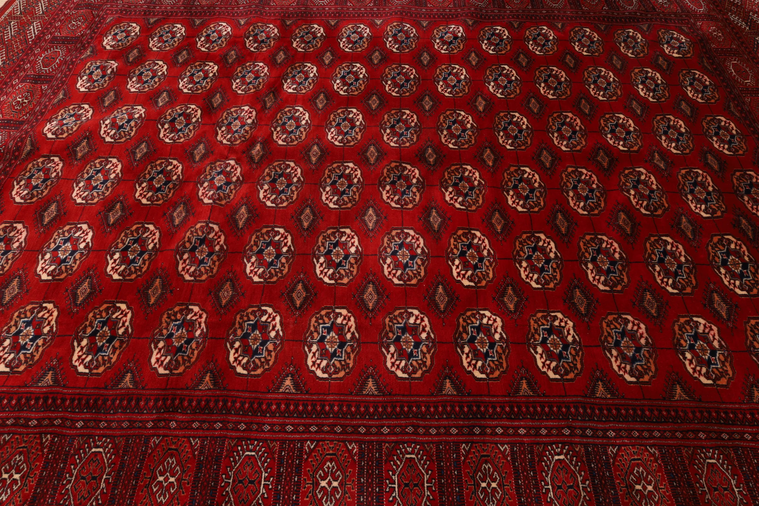 Turkmen Persian Rug — hand-knotted, 360 × 260 cm, Wool