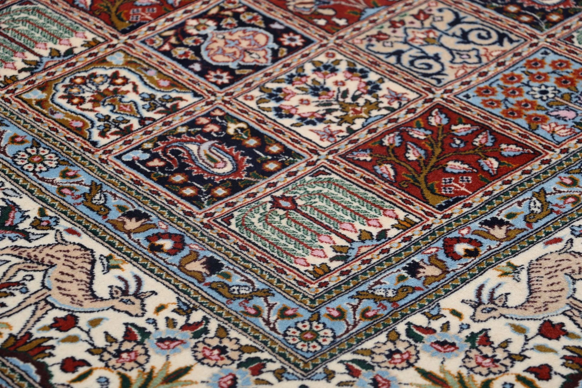 Moud Persian Rug — hand-knotted, 194 × 294 cm, Wool