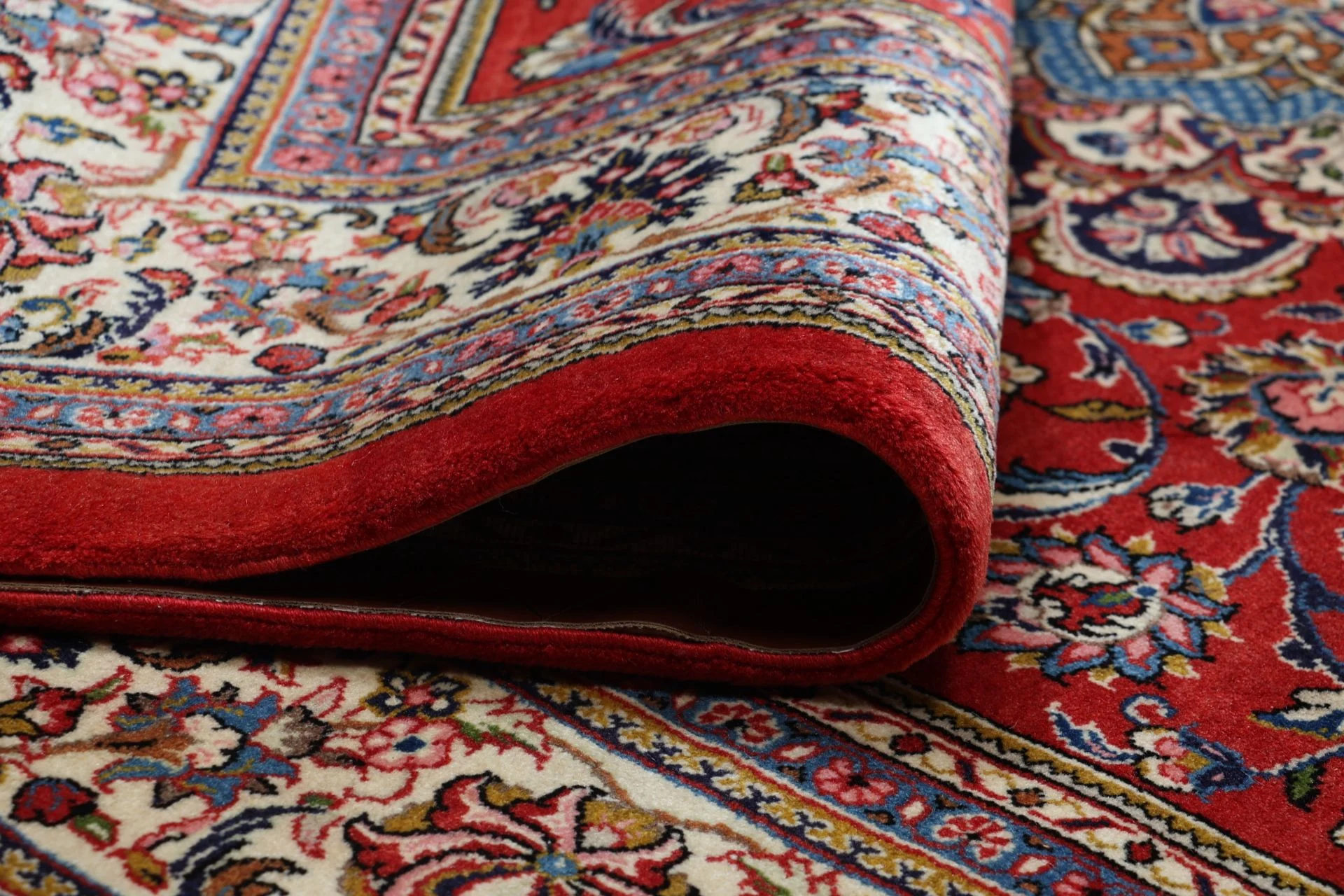 Sarouk Persian Rug — hand-knotted, 205 × 303 cm, Wool