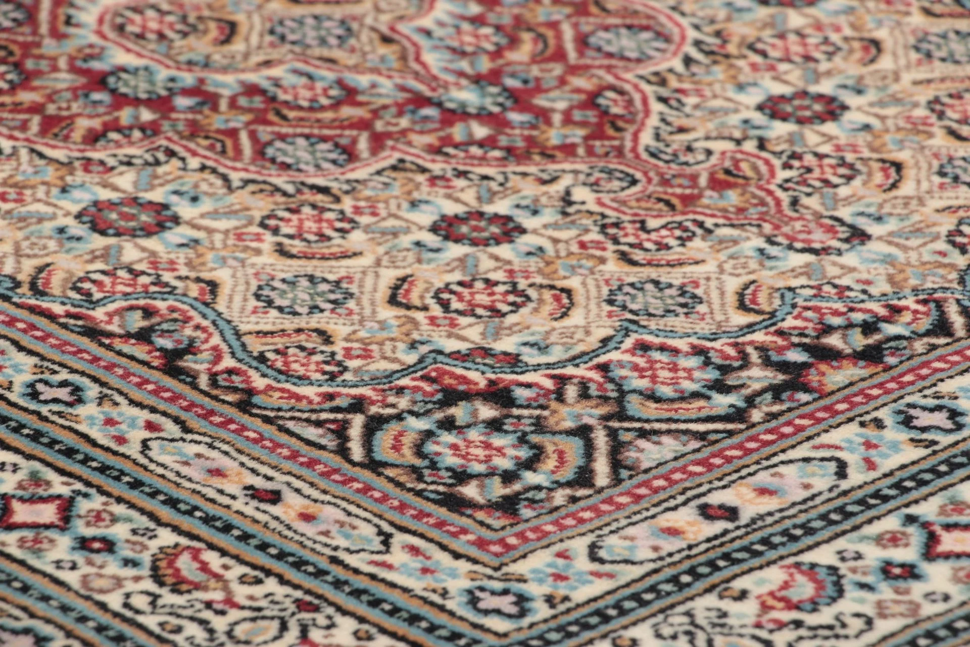 Moud Persian Rug — hand-knotted, 80 × 253 cm, Wool