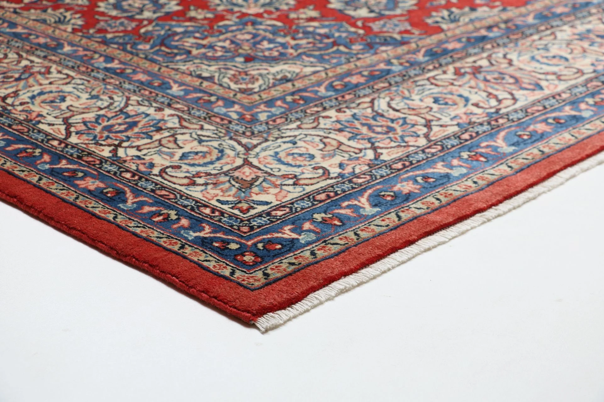 Hand-Knotted Wool Sarouk Persian Rug, 270 × 362 cm