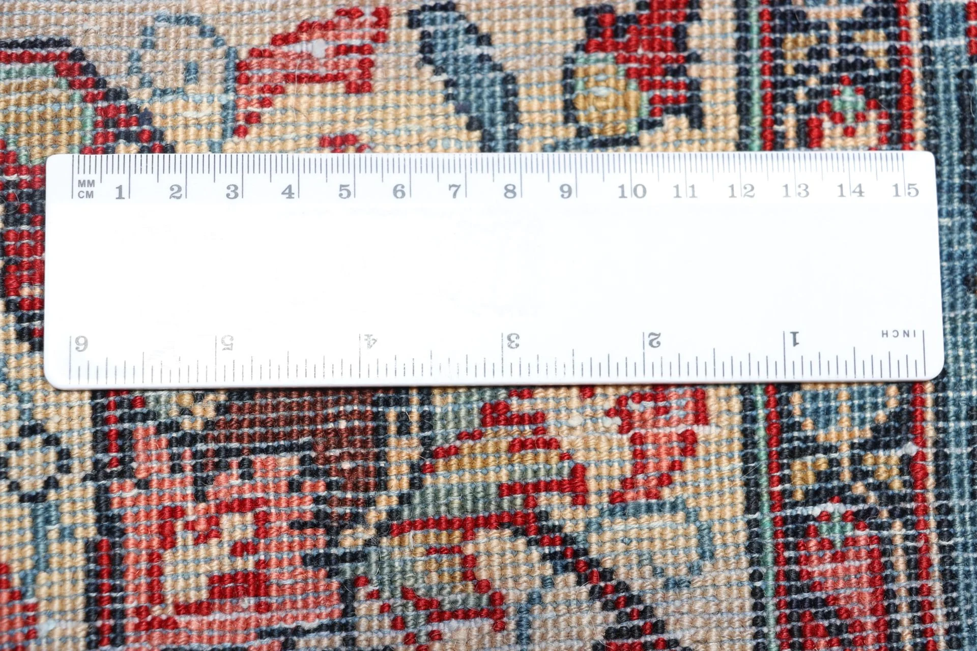 Hand-Knotted Wool Sarouk Persian Rug, 270 × 362 cm