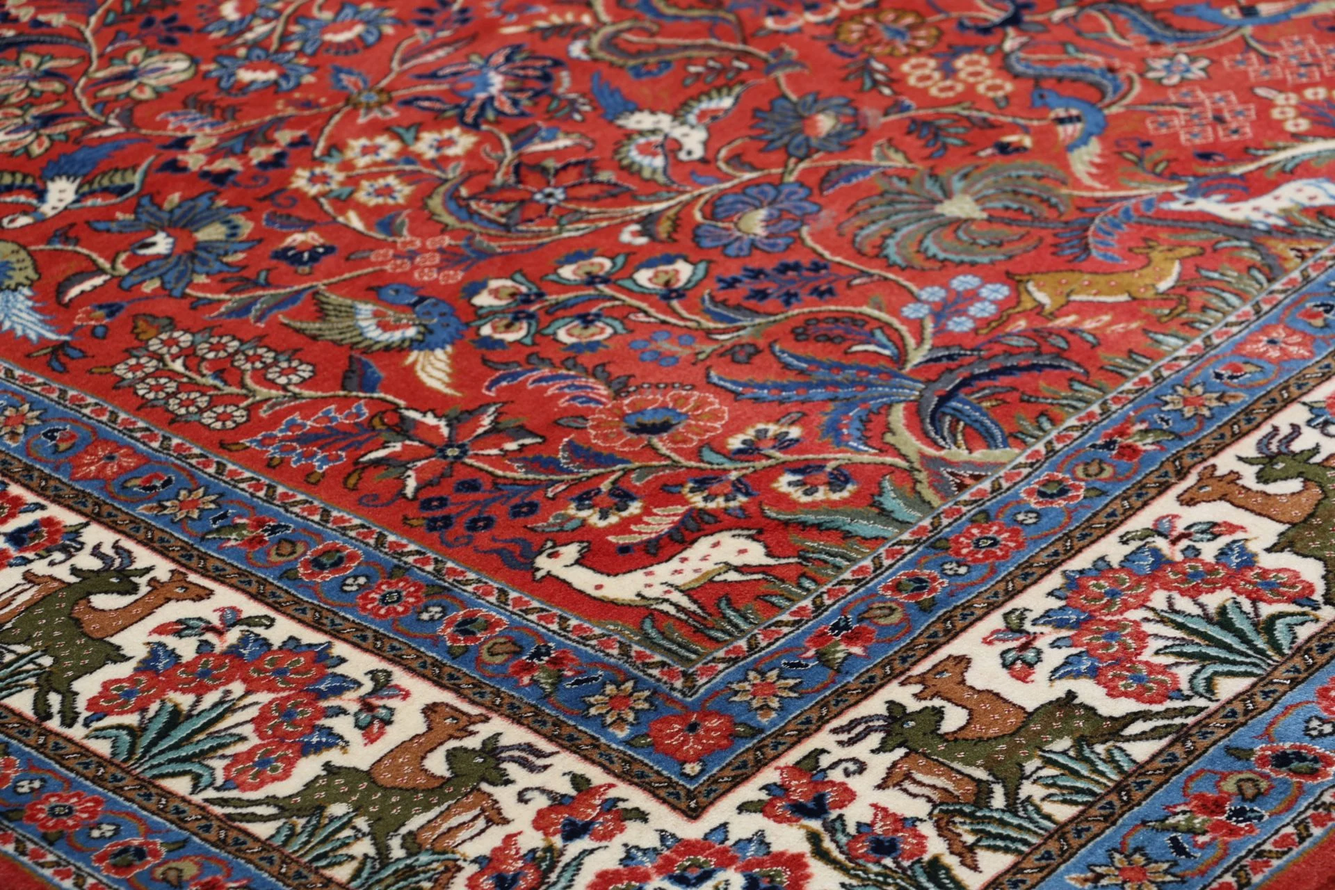 Sarouk Persian Rug — hand-knotted, 202 × 307 cm, Wool
