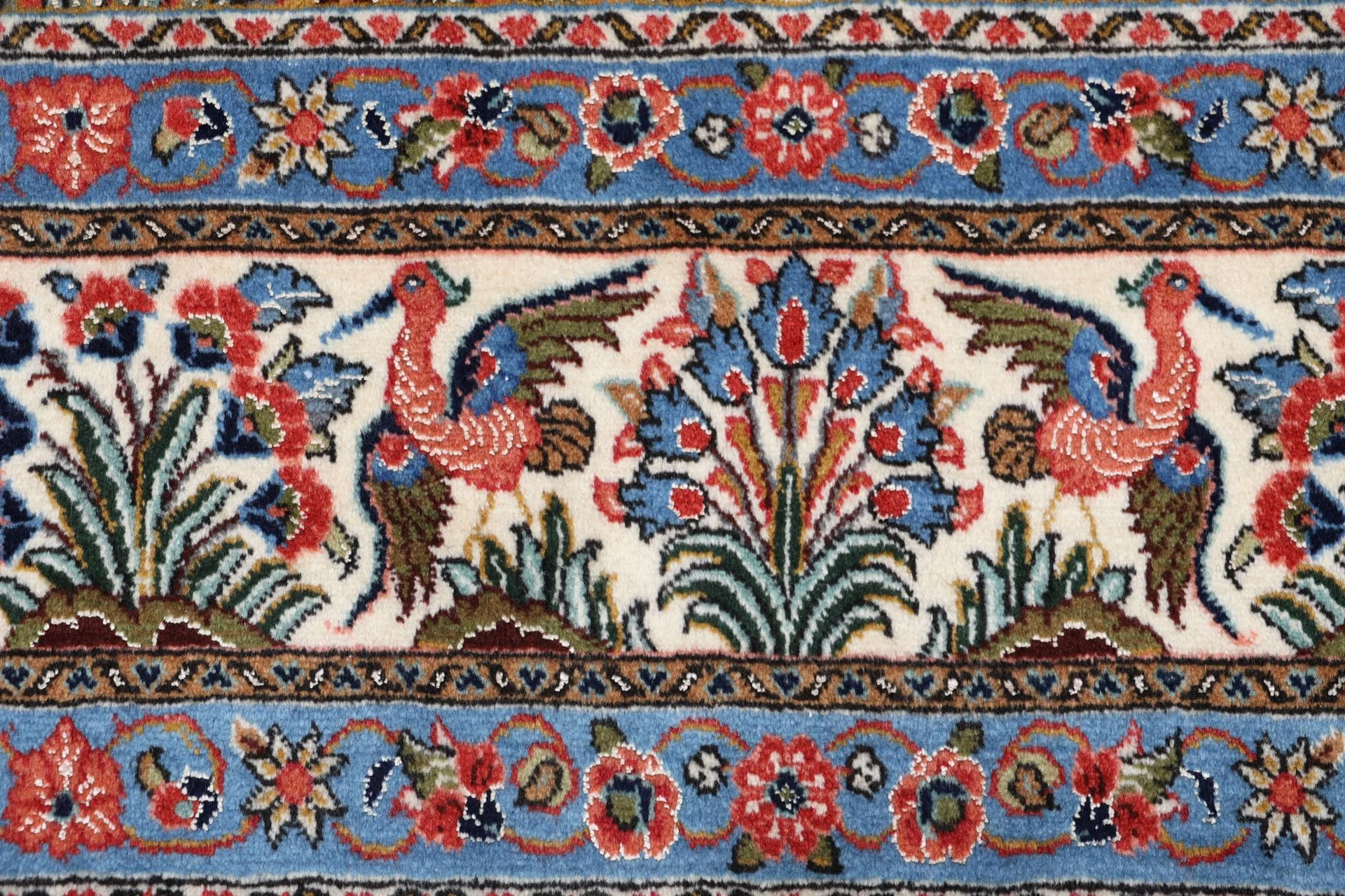 Sarouk Persian Rug — hand-knotted, 202 × 307 cm, Wool