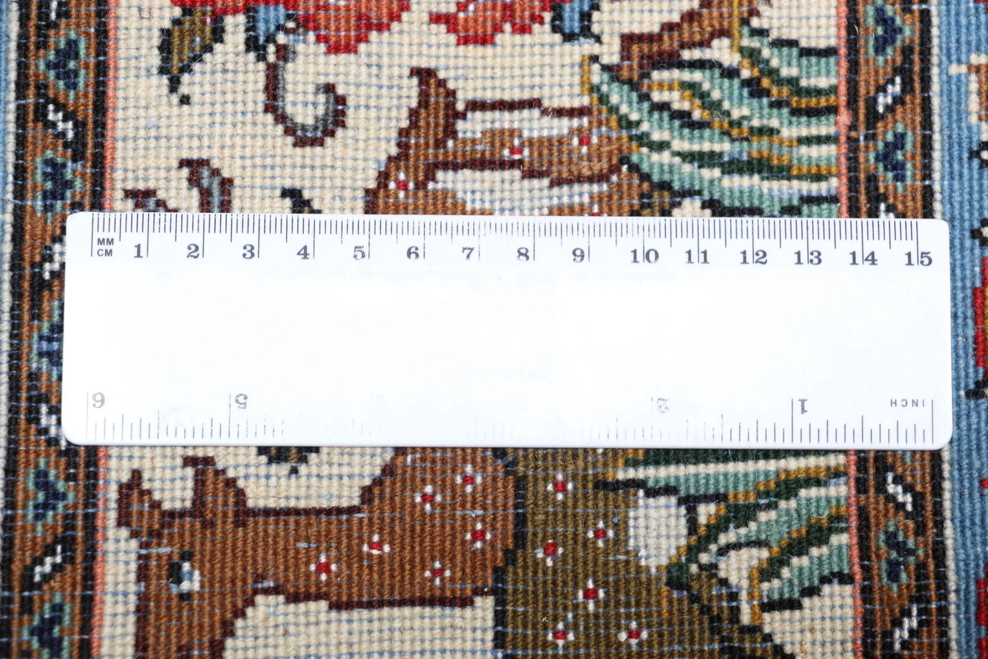 Sarouk Persian Rug — hand-knotted, 202 × 307 cm, Wool