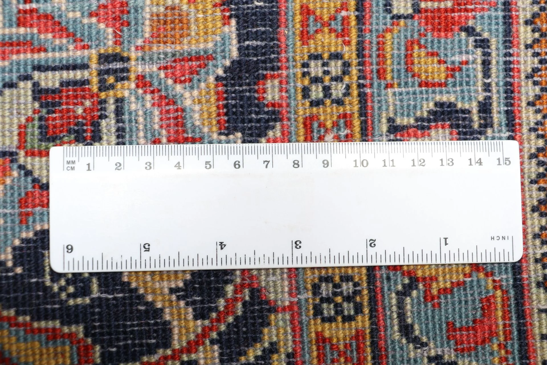 Sarouk Persian Rug — hand-knotted, 248 × 347 cm, Wool