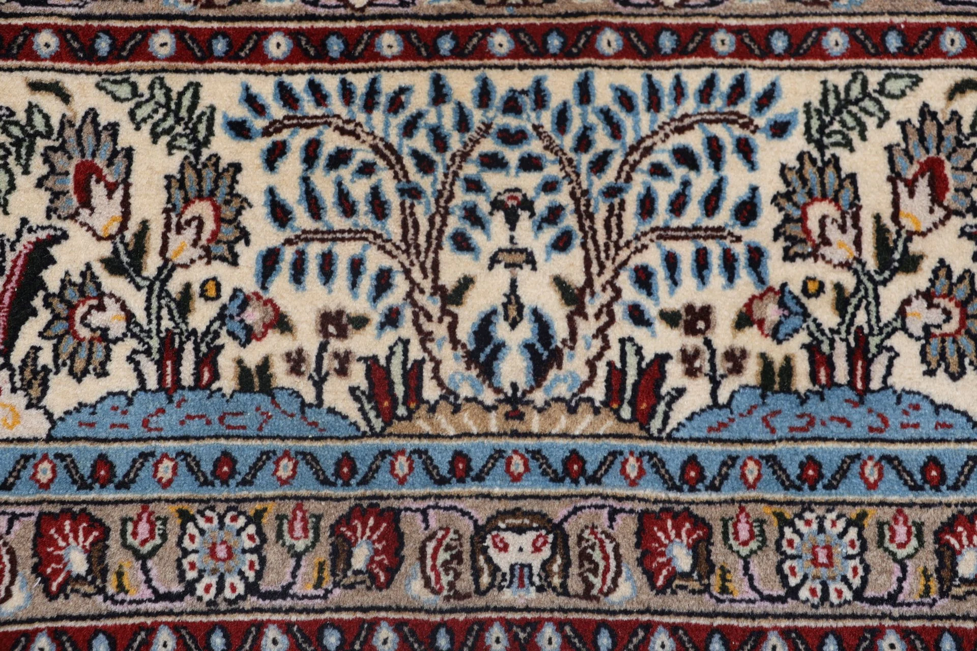 Hand-Knotted Wool Moud Persian Rug, 198 × 300 cm