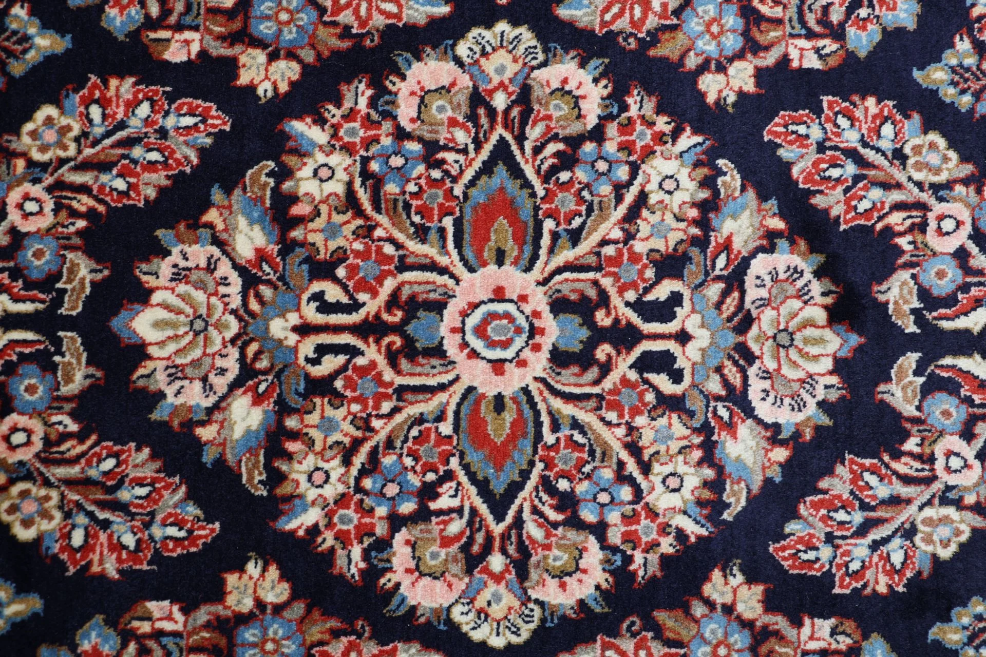perserteppich-sarough-248-x-315-cm-schurwolle-handgeknupft-8 Hand-Knotted Wool Sarouk Persian Rug, 248 × 315 cm
