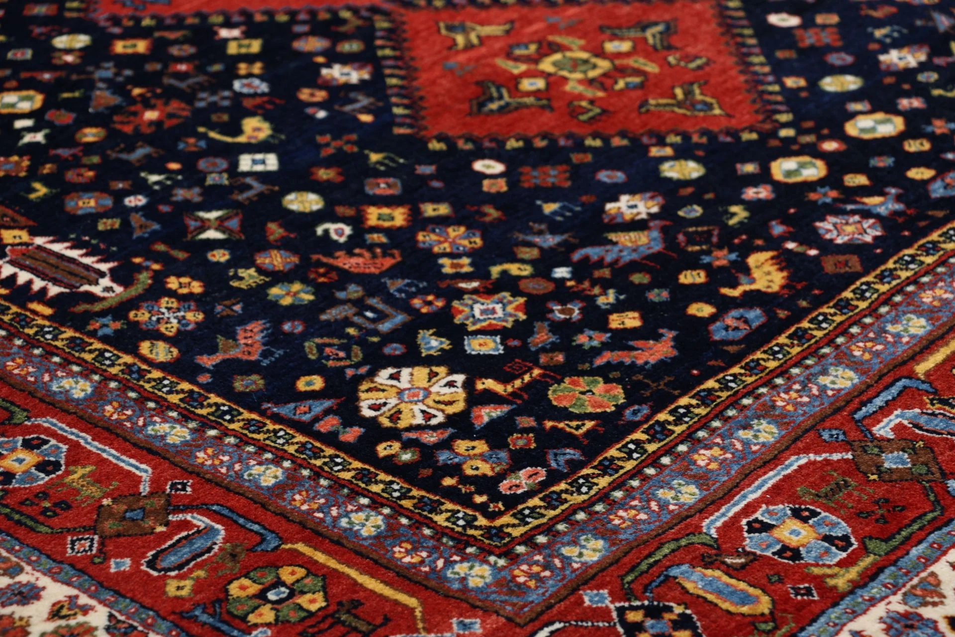perserteppich-gashghai-173-x-259-cm-schurwolle-handgeknupft-10 Hand-Knotted Wool Qashqai Persian Rug, 173 × 259 cm