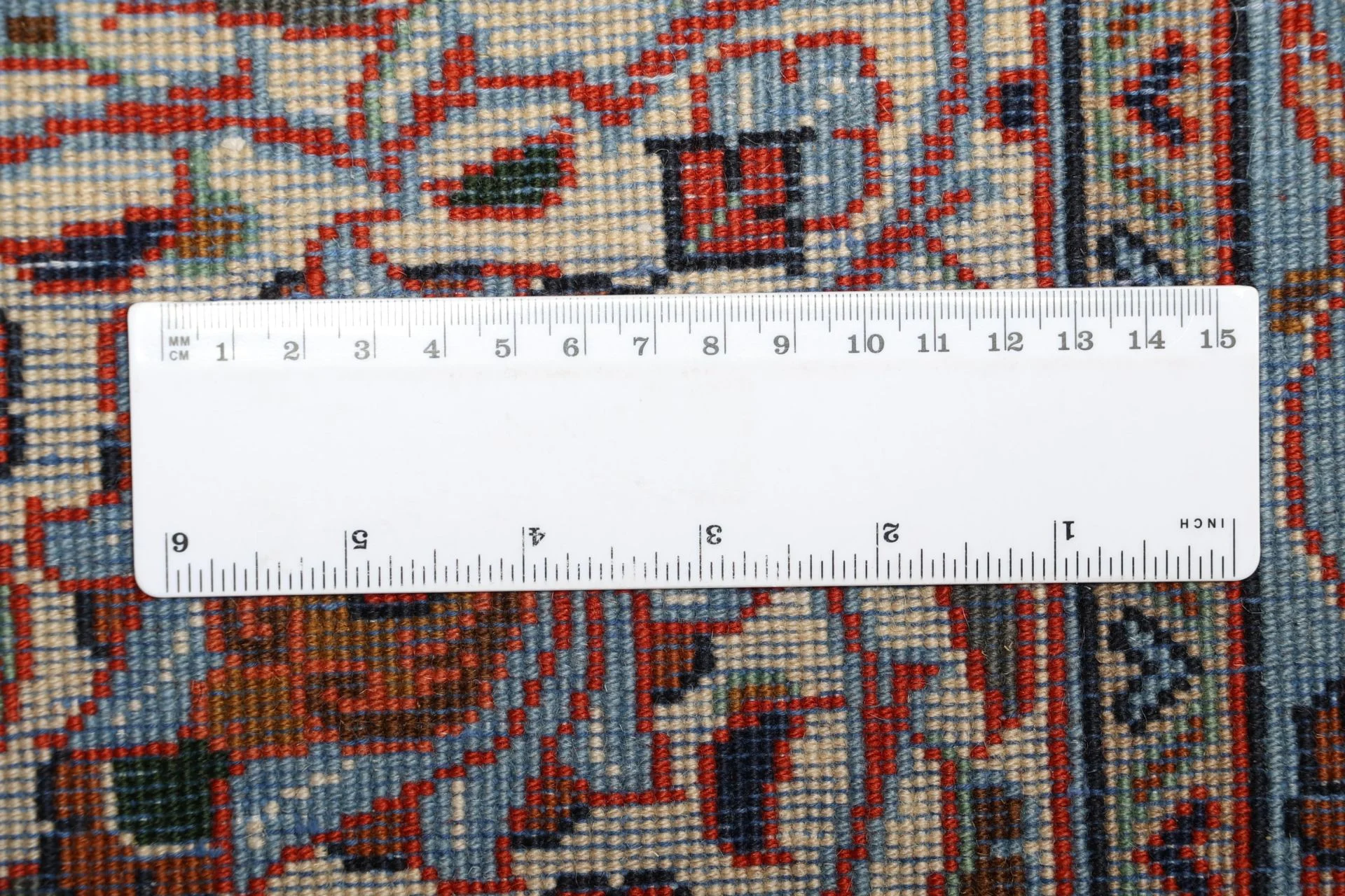 Hand-Knotted Wool Sarouk Persian Rug, 261 × 348 cm