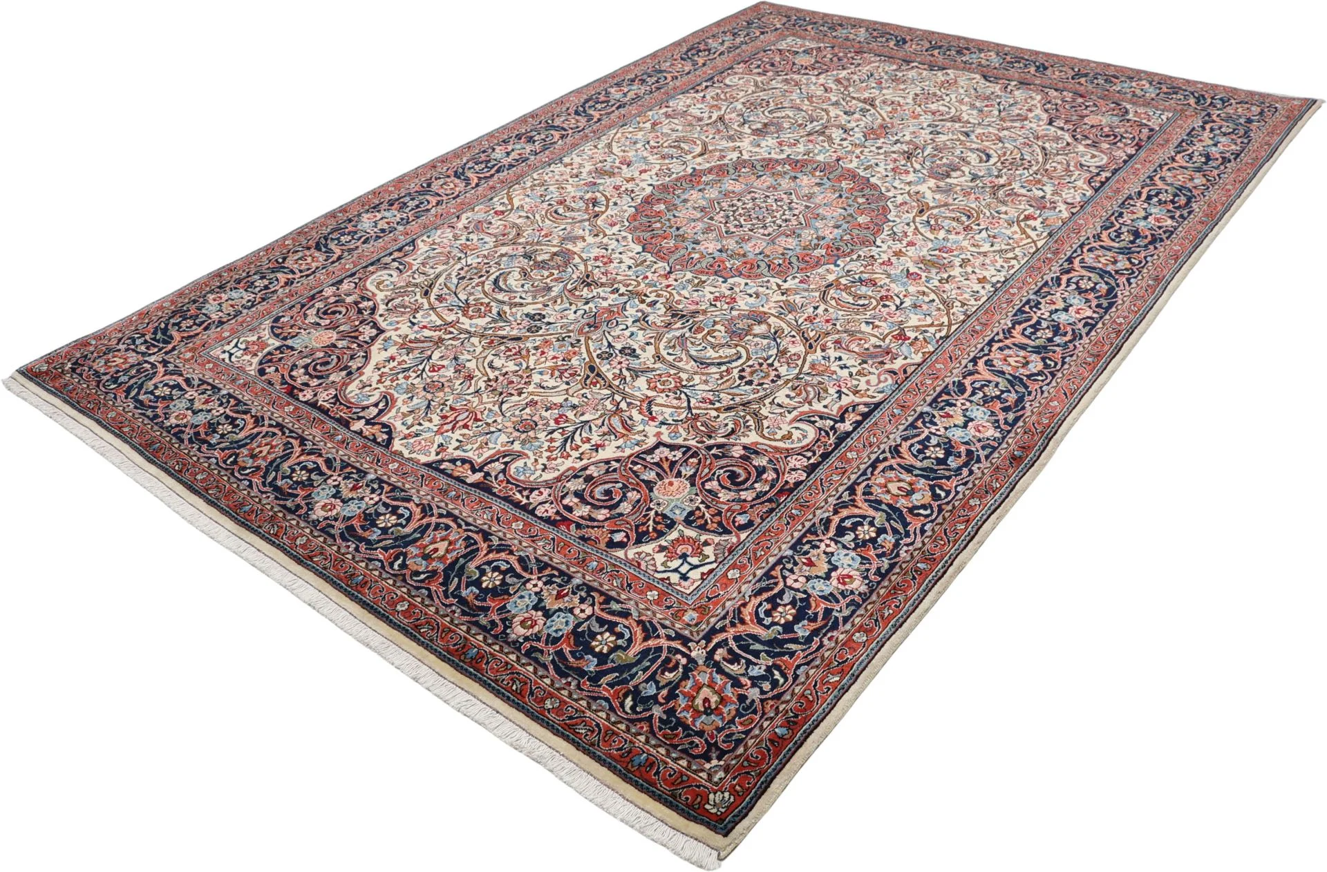 Hand-Knotted Wool Sarouk Persian Rug, 207 × 305 cm