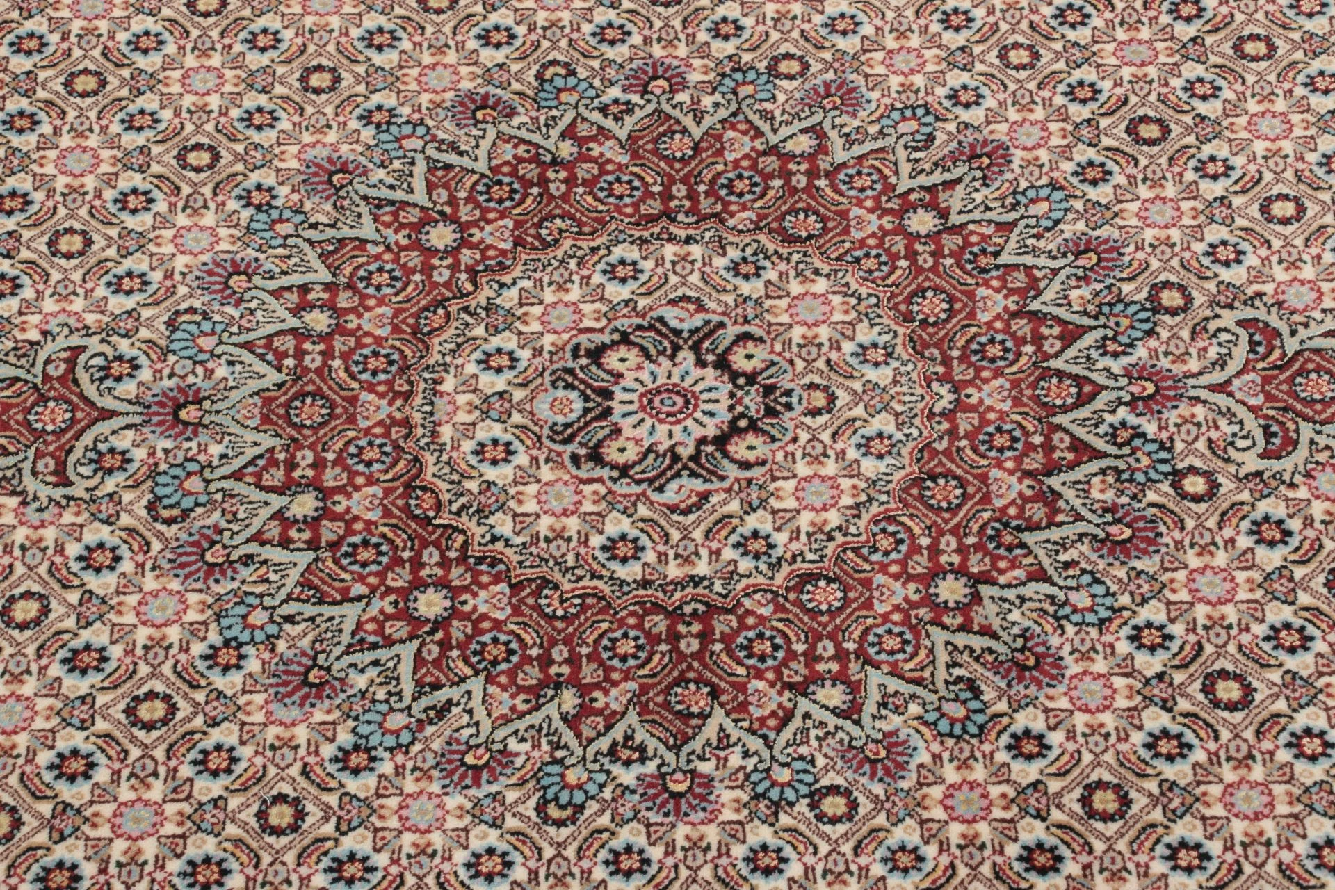 Moud Persian Rug 152 × 218 cm, Wool, hand-knotted
