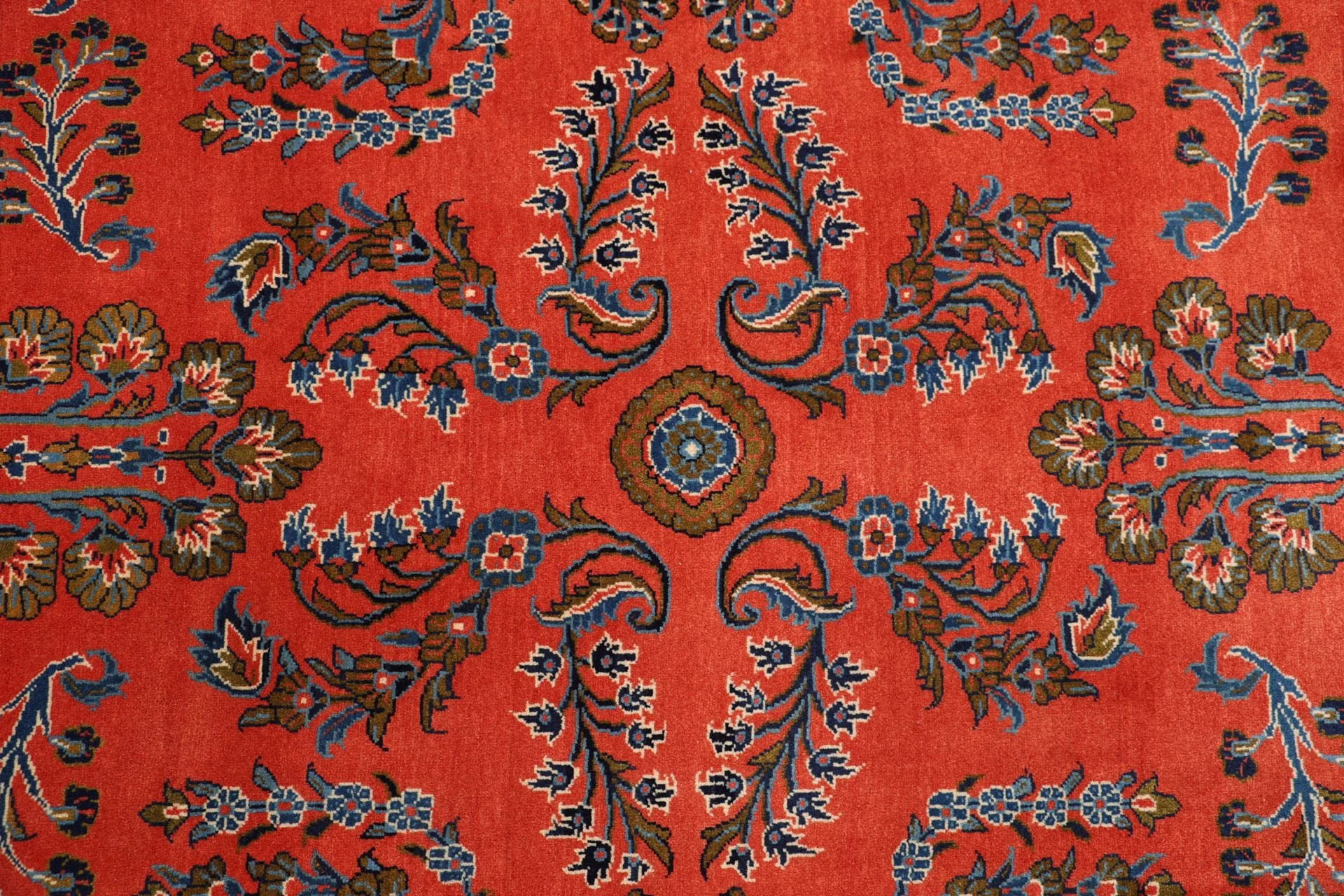 Sarouk Persian Rug 212 × 303 cm, Wool, hand-knotted