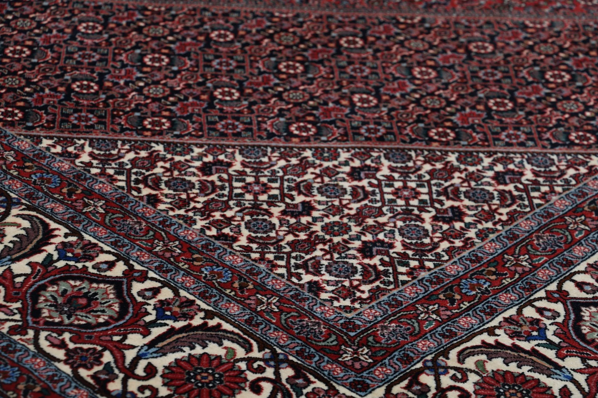 Bijar Persian Rug — hand-knotted, 250 × 297 cm, Wool
