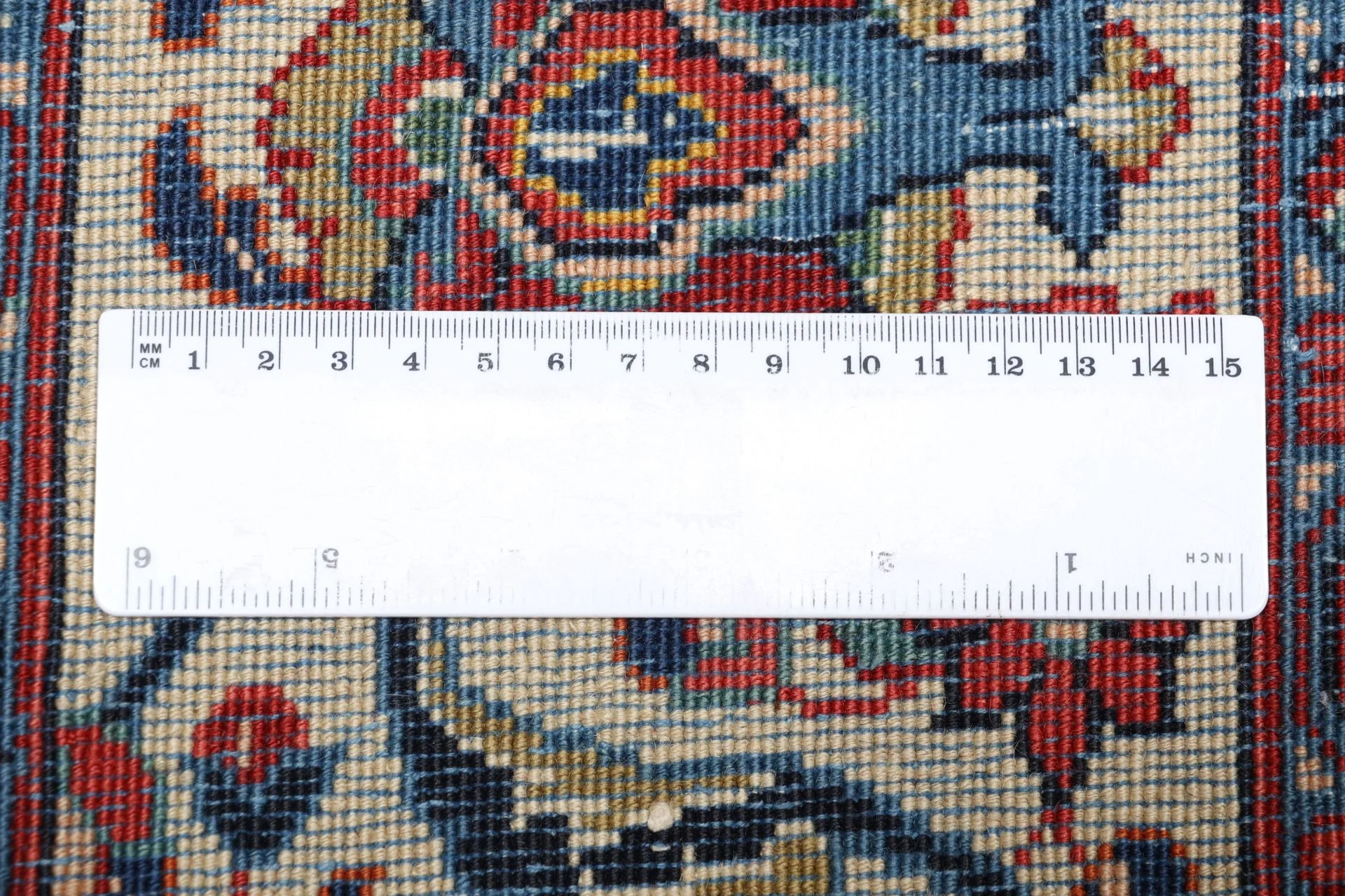 Hand-Knotted Wool Sarouk Persian Rug, 218 × 320 cm