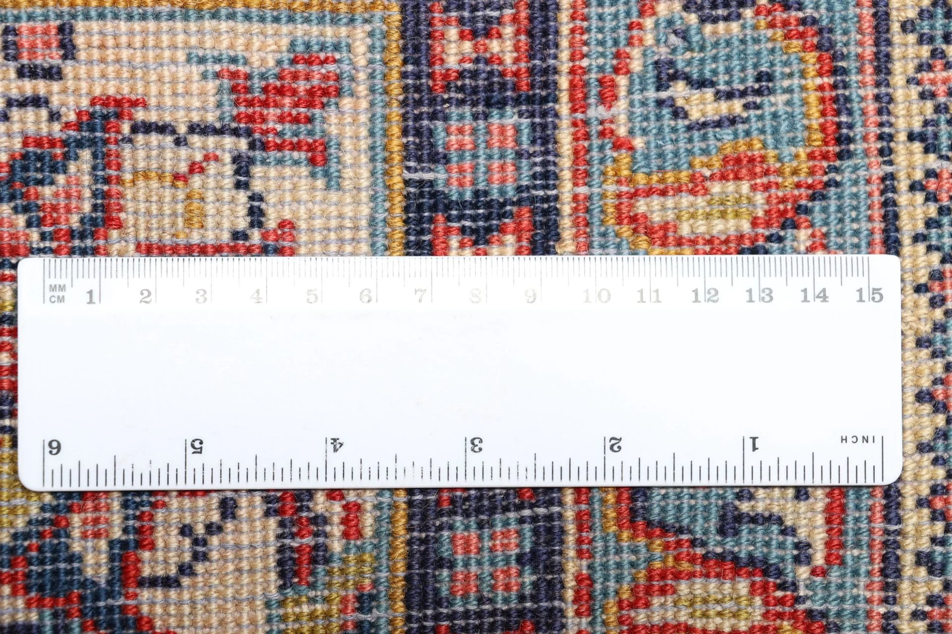 Sarouk Persian Rug 250 × 355 cm, Wool, hand-knotted