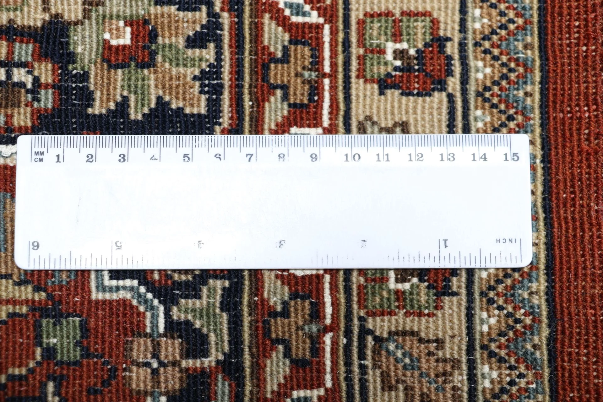 Qom Indian Rug 196 × 254 cm, Wool & Silk, hand-knotted