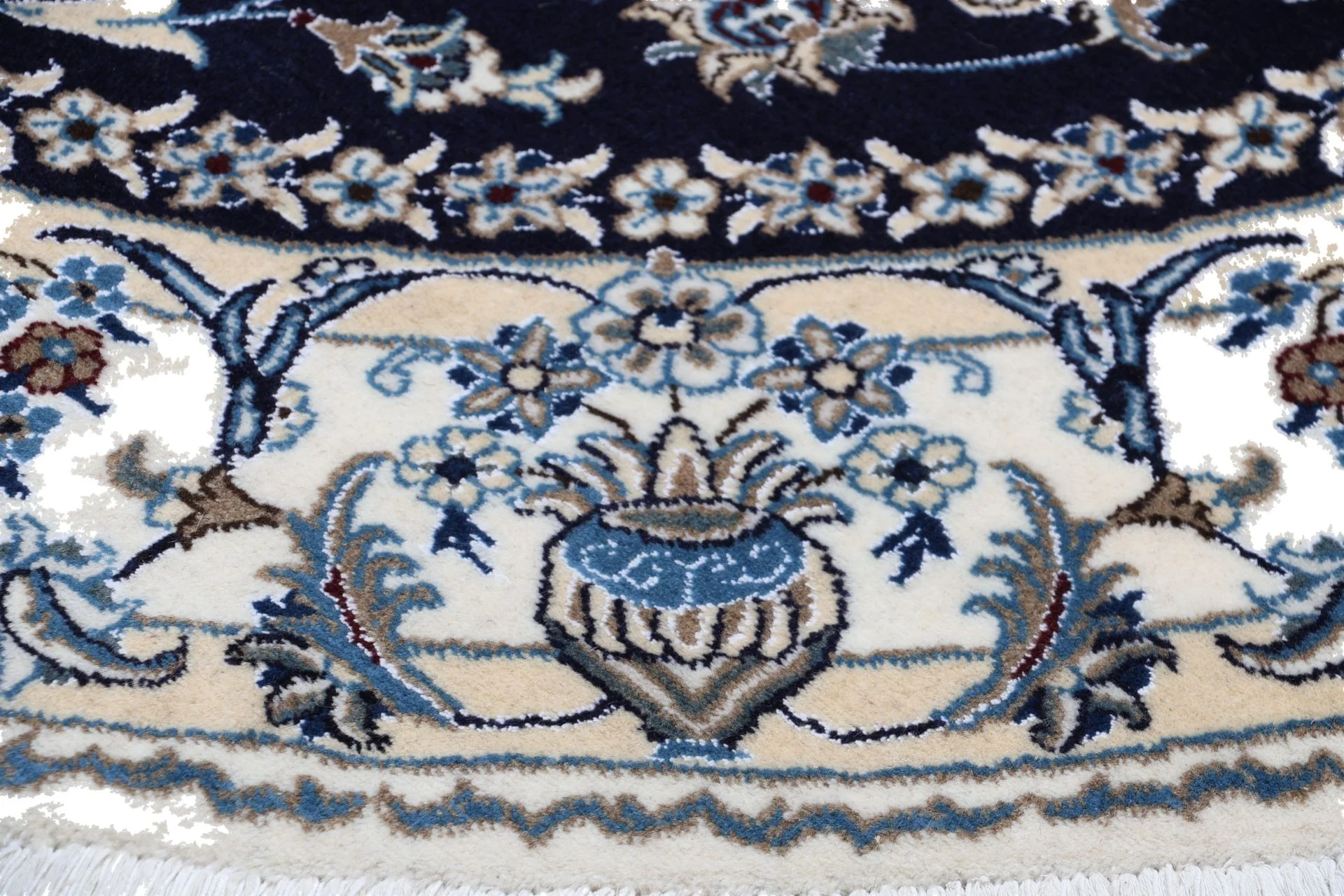 Nain Persian Rug — hand-knotted, 198 × 198 cm, Wool