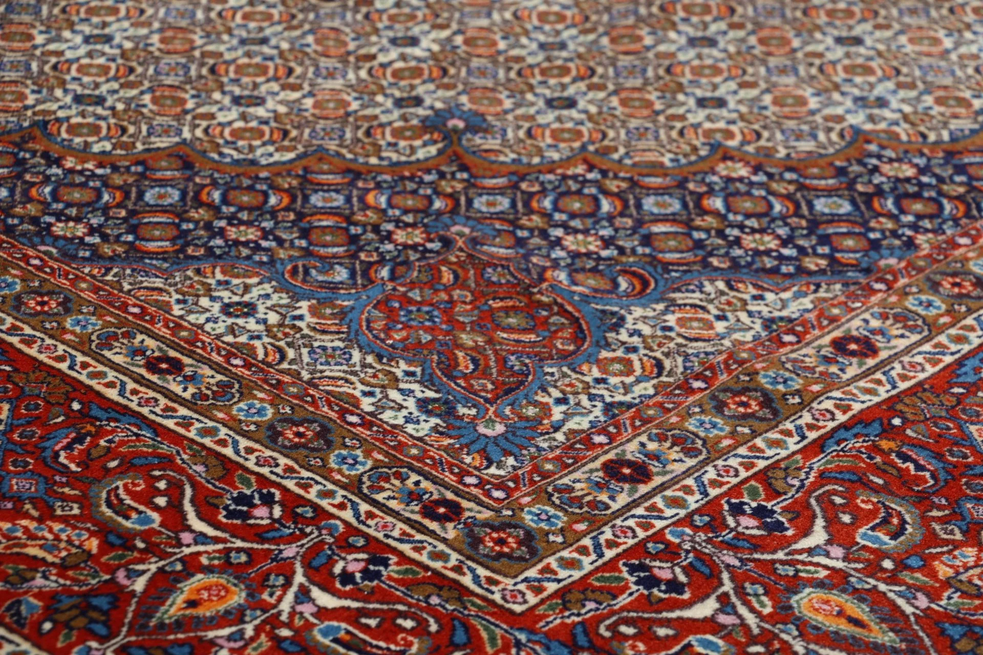 Moud Persian Rug 253 × 352 cm, Wool, hand-knotted