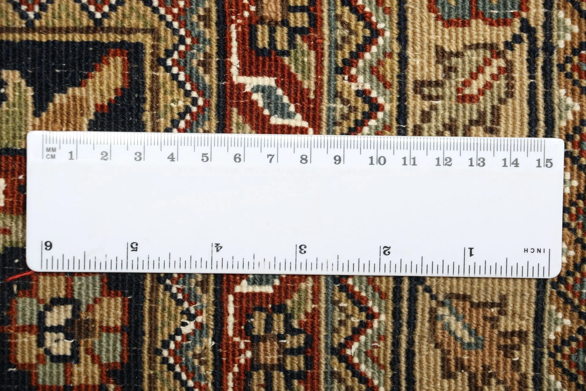Qom Indian Rug — hand-knotted, 302 × 395 cm, Wool