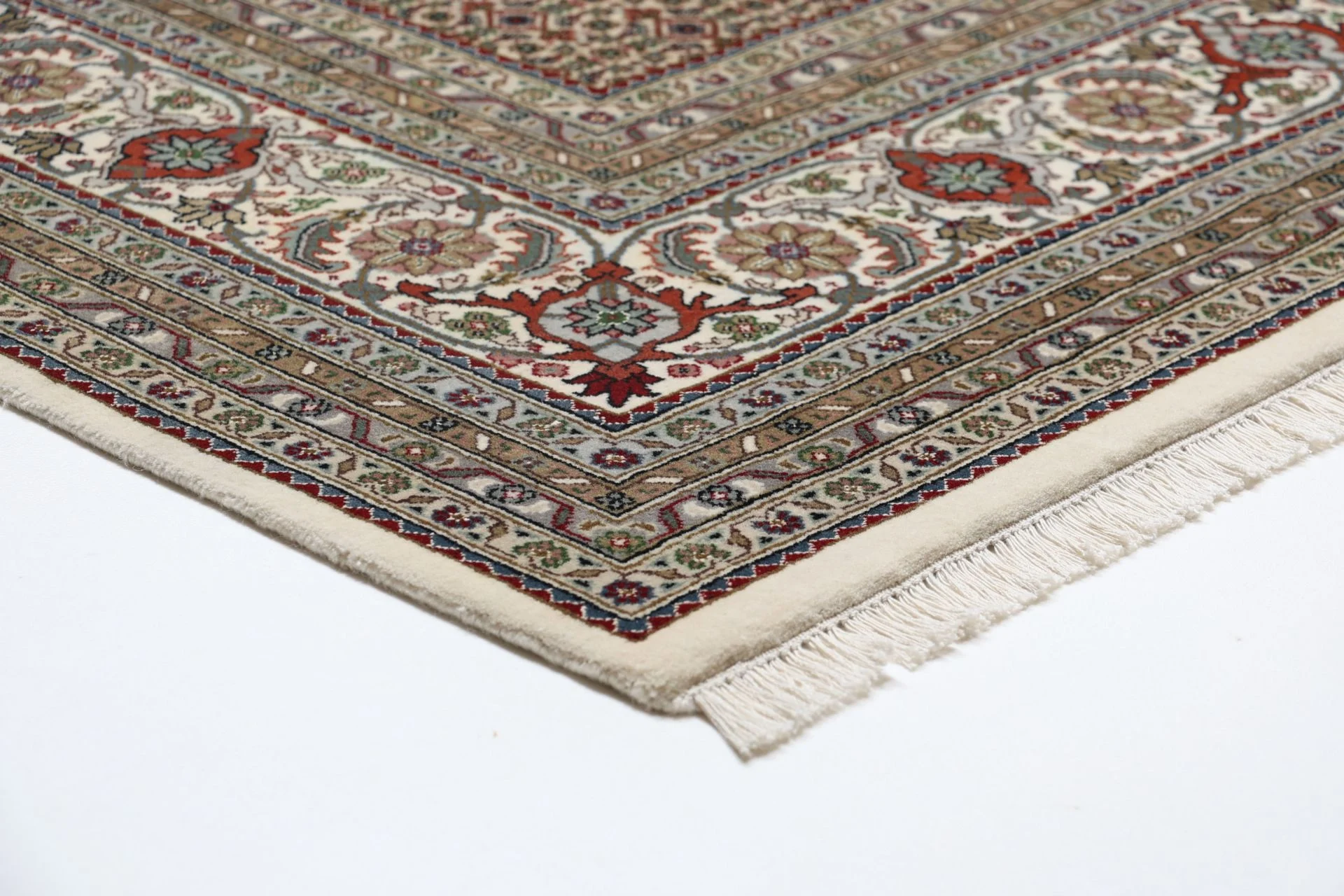 Tabriz Indian Rug — hand-knotted, 250 × 354 cm, Wool