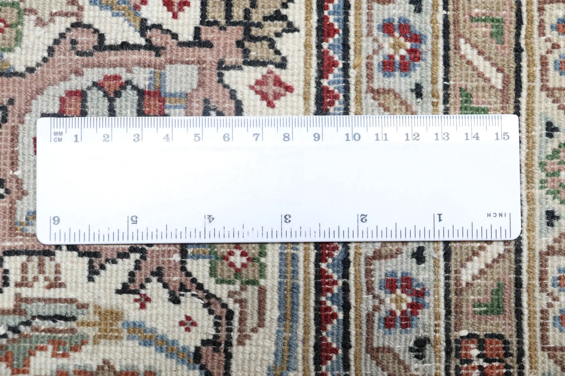 Tabriz Indian Rug — hand-knotted, 250 × 349 cm, Wool